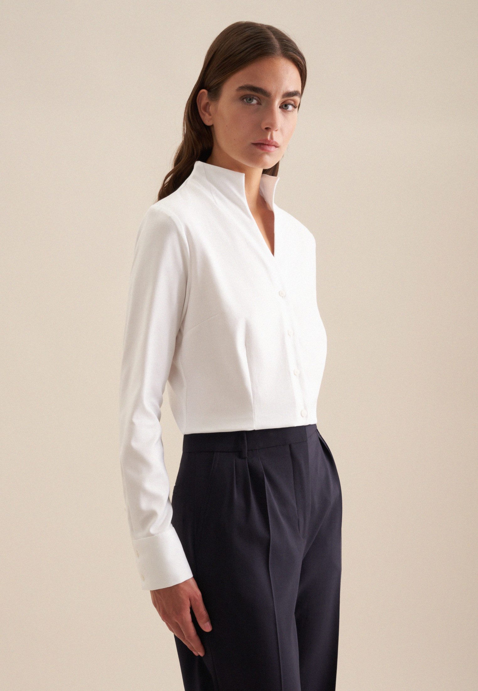 Klassische Bluse
