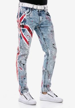 Cipo & Baxx Bequeme Jeans mit handbemaltem Design