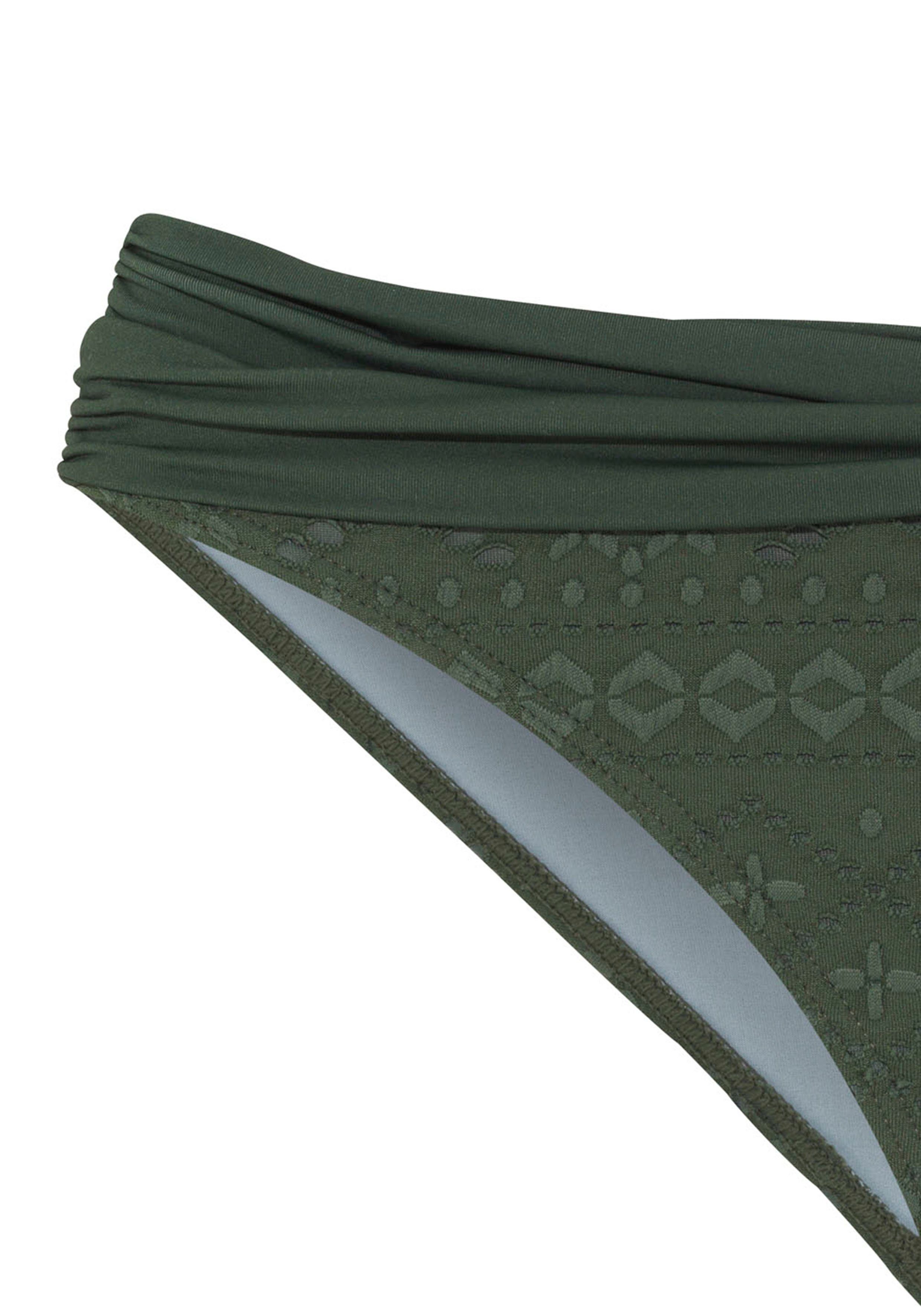 LASCANA Bikini-Hose Omara aus recycelten Material