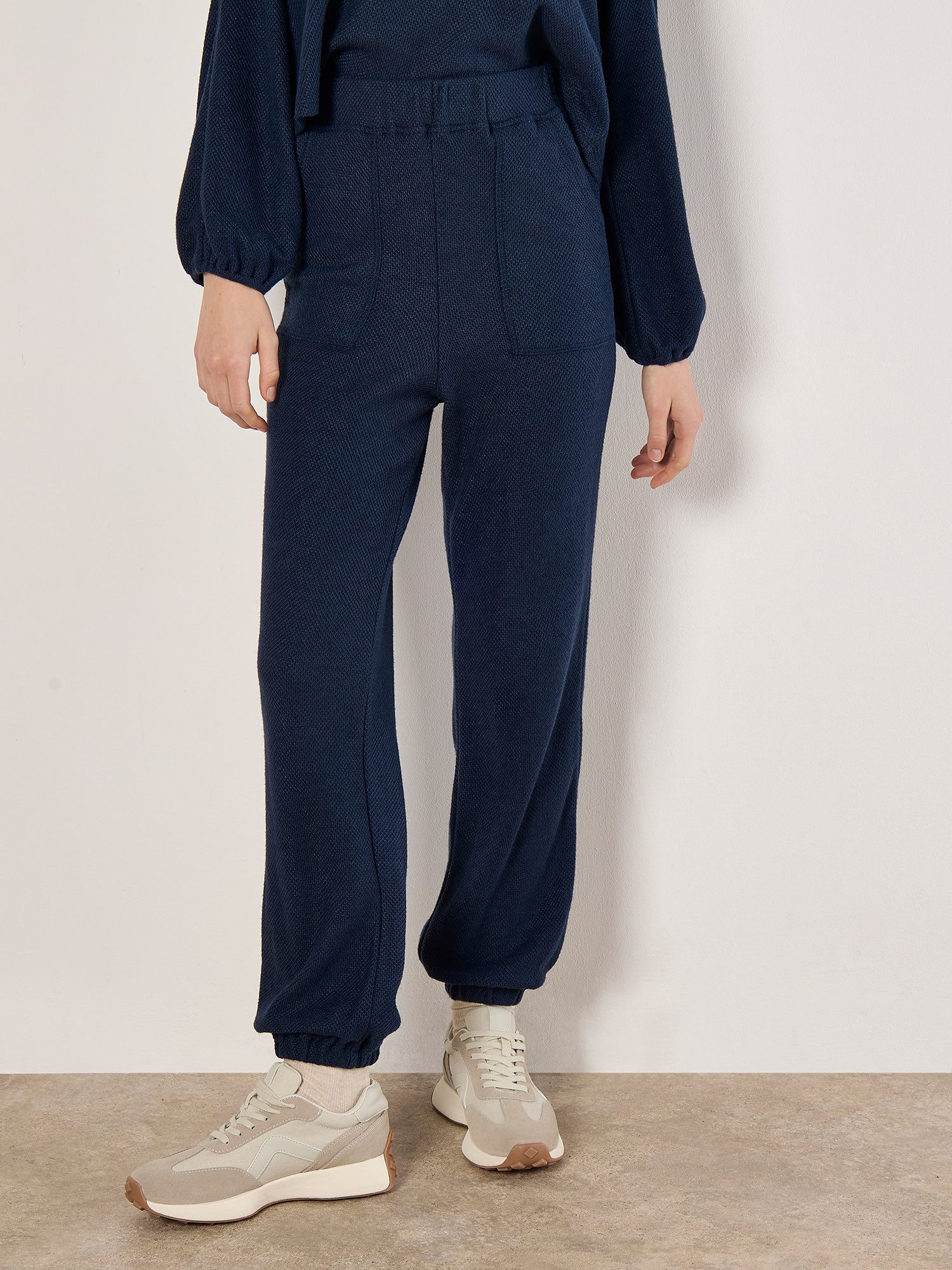 Apricot Jogger Pants günstig online kaufen