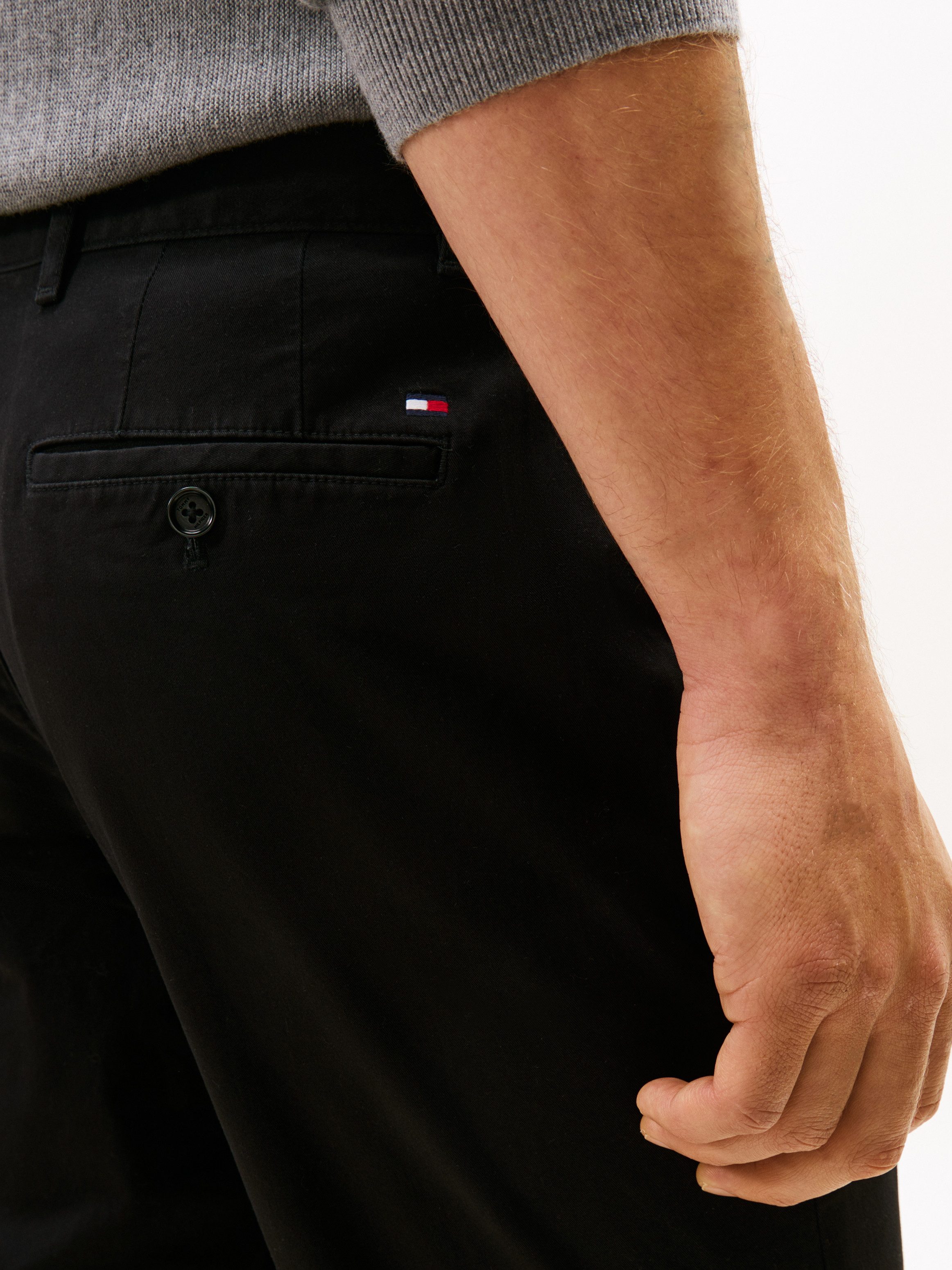 Tommy Hilfiger Chinohose CORE DENTON ESSENTIAL Straight Fit, Baumwolle mit Stretch