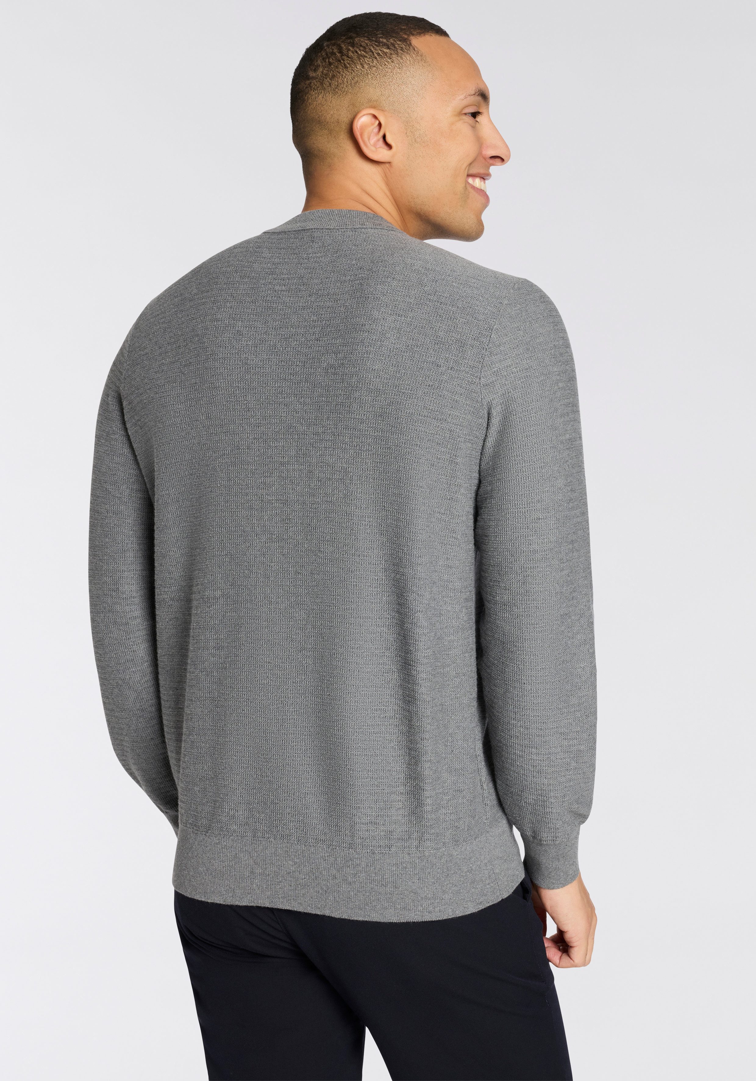 BOSS ORANGE Strickpullover Anion Cotton Cashmere Rundhalsausschnitt, Regular Fit, BOSS-Label