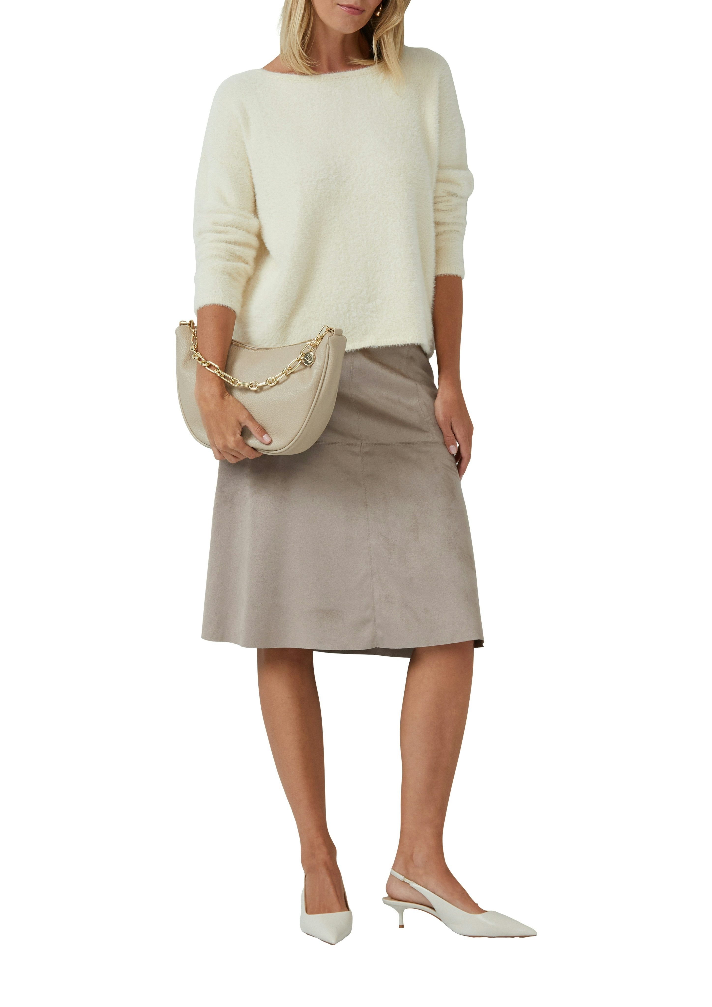 s.Oliver BLACK LABEL Strickpullover flauschig, mit U-Boot-Ausschnitt