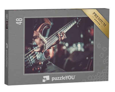 puzzleYOU Puzzle Spiel mit der E-Gitarre, 48 Puzzleteile, puzzleYOU-Kollektionen Musik, Menschen