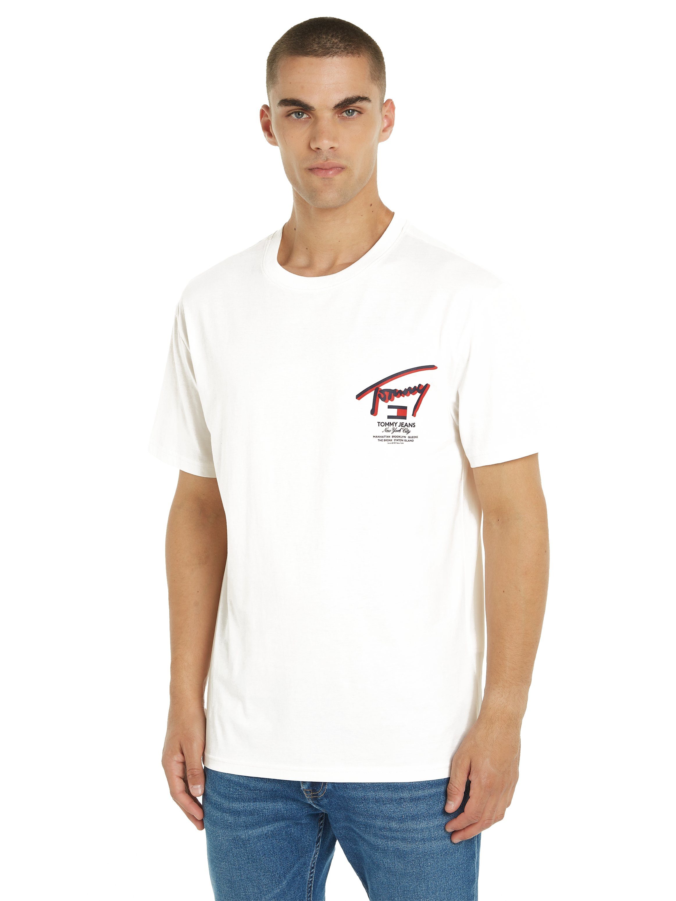 Tommy Jeans T-Shirt TJM REG 3D STREET SIGNTR TEE EXT mit Print auf dem Rücken