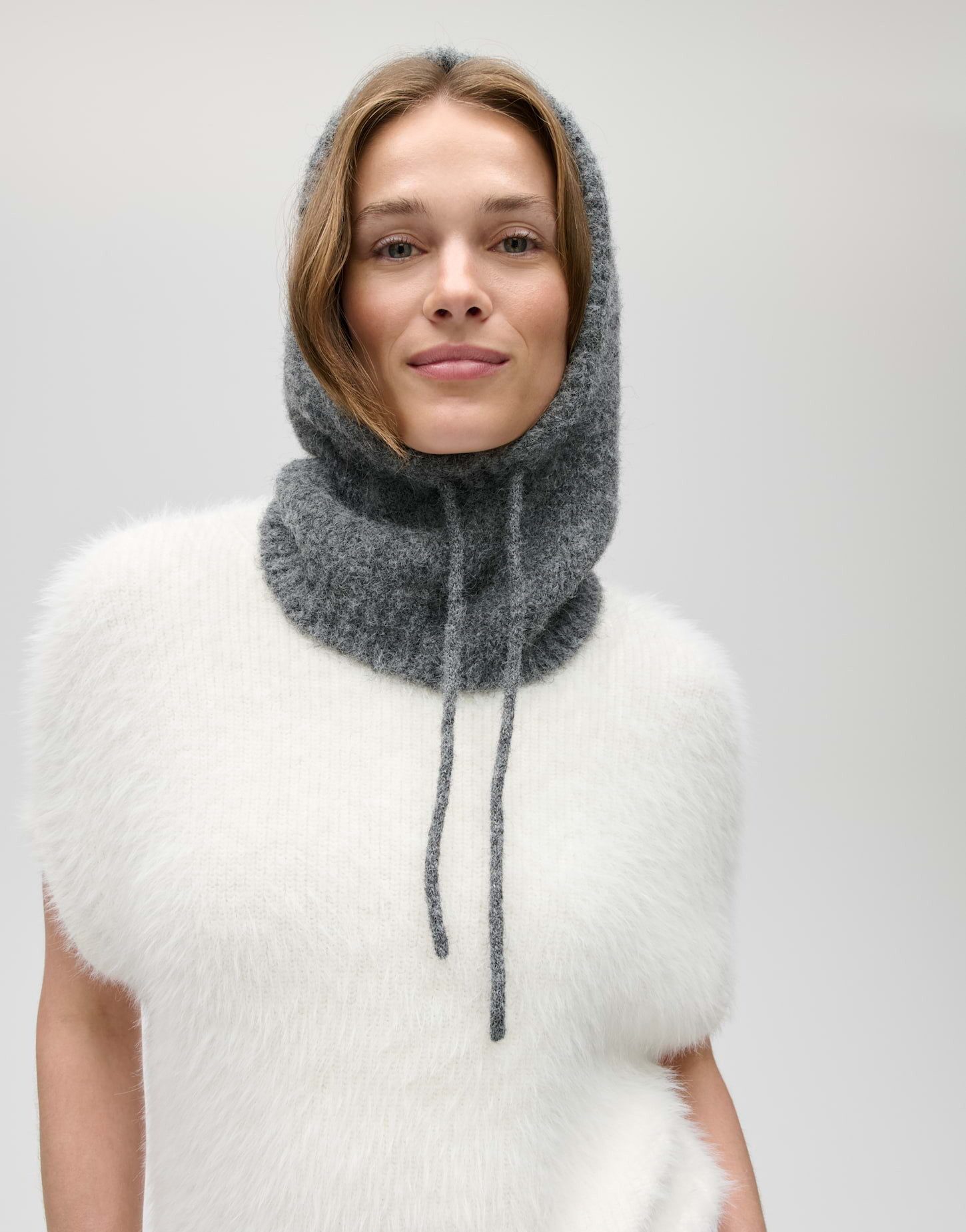 OPUS Schlupfmütze Asnoopy cap aus Strick mit Mélange-Effekt – Bild 2 von 4