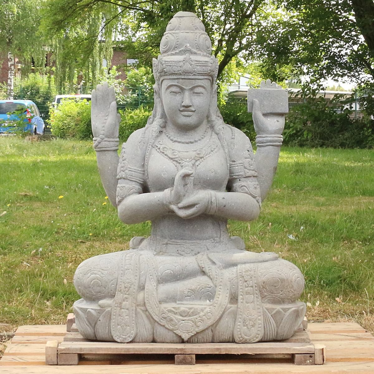 Oriental Galerie Dekofigur Lakshmi Figur sitzend Steinfigur Flussstein Massiv 102 cm (1 St)