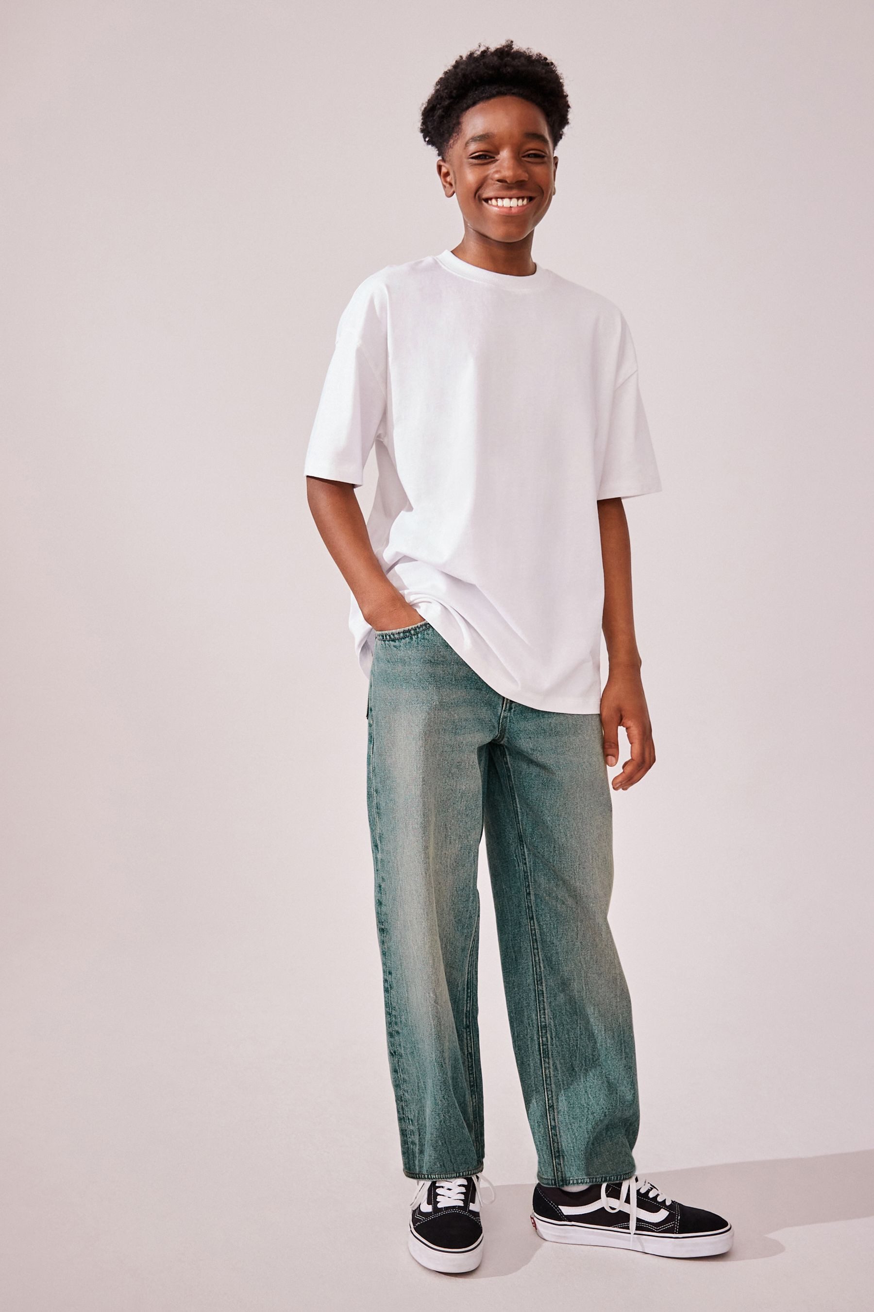Next Weite Jeans Jeans mit durchgehendem Print (1-tlg)