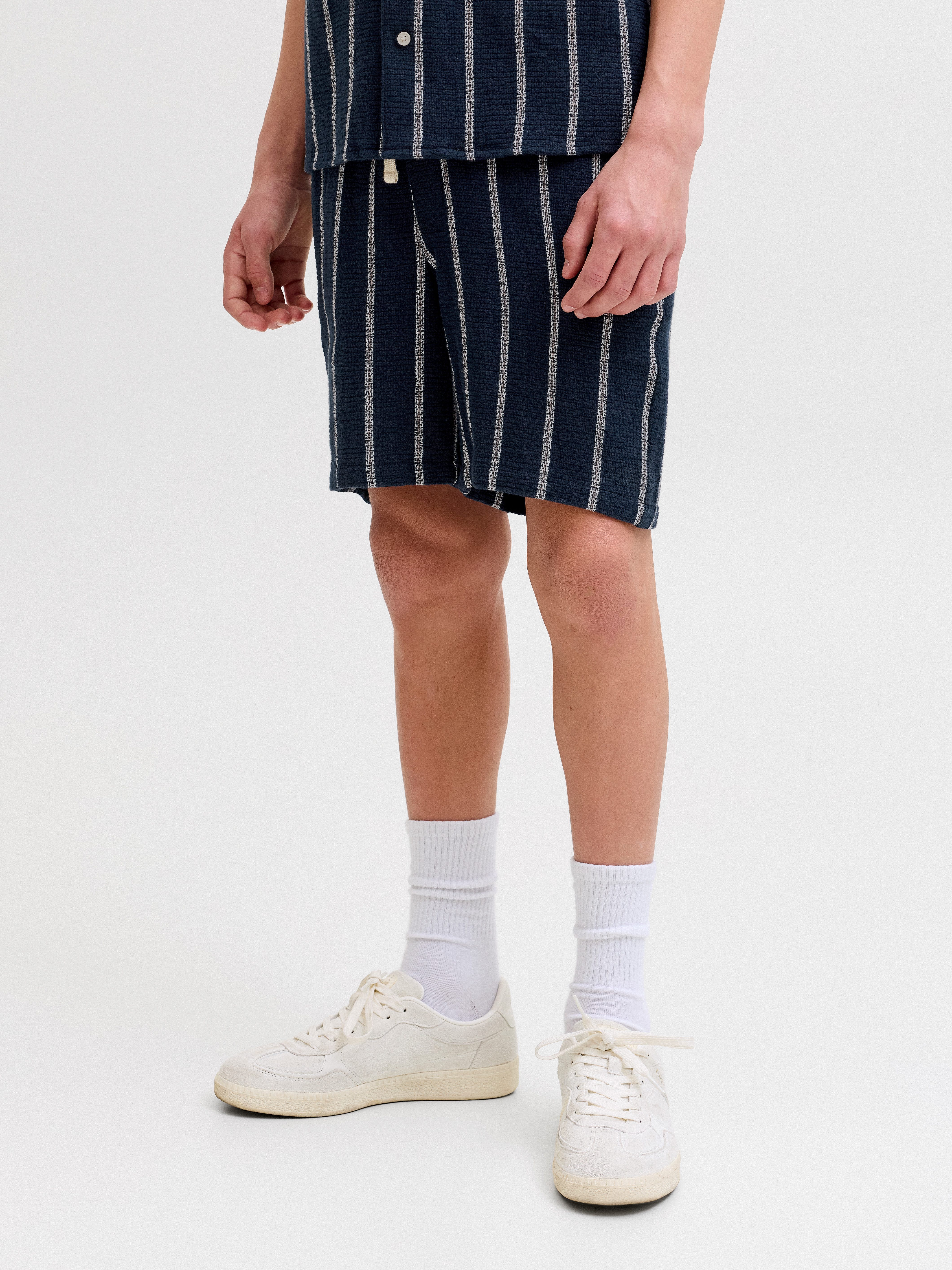 Jack & Jones Junior Shorts JPSTJAIDEN COBA STRIPE JOG SHORT M JNR