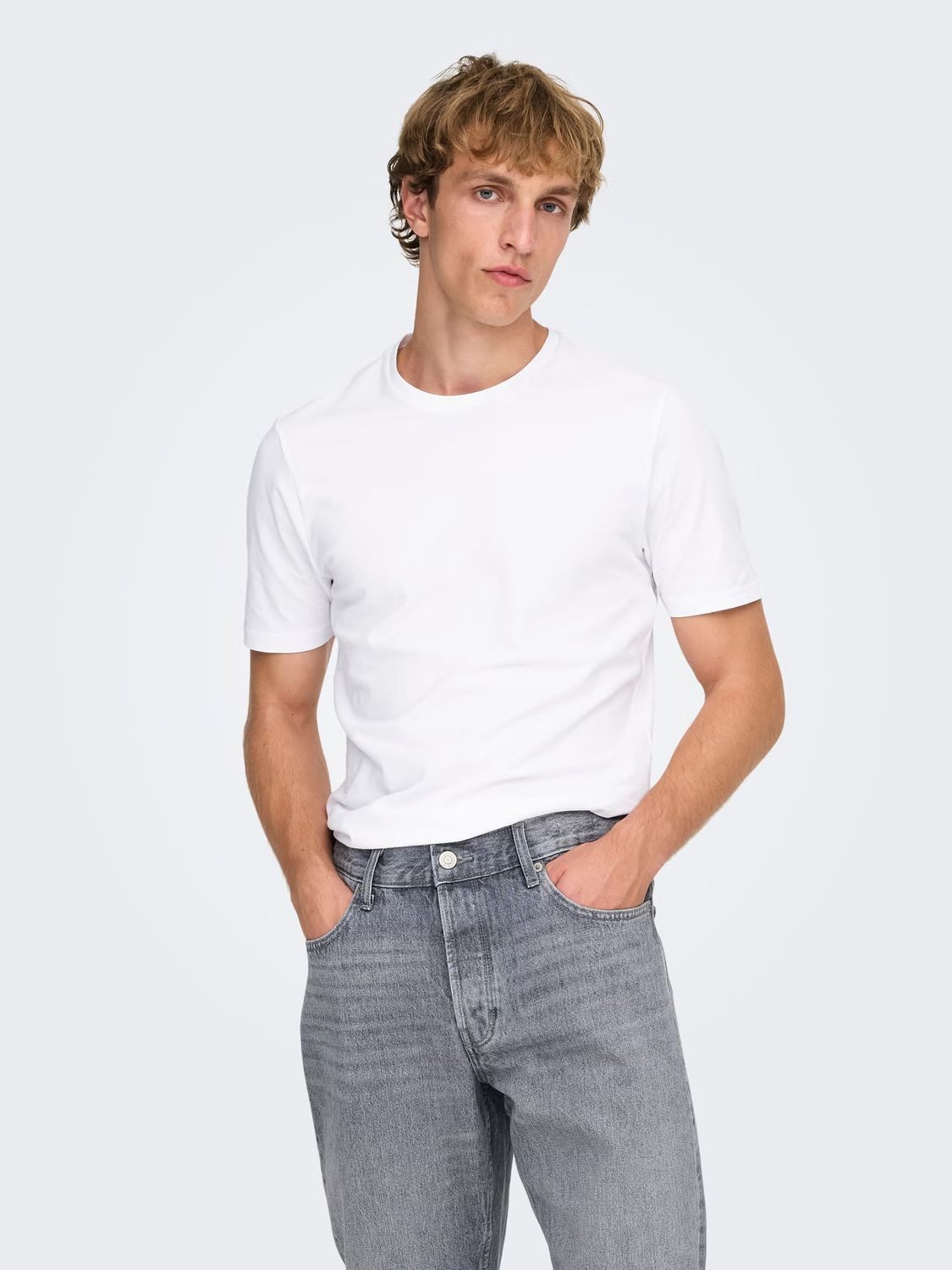 ONLY & SONS T-Shirt (Set) ohne Innenetiketten, mit Nackenband für stabilen Sitz im 4er SPARPACK