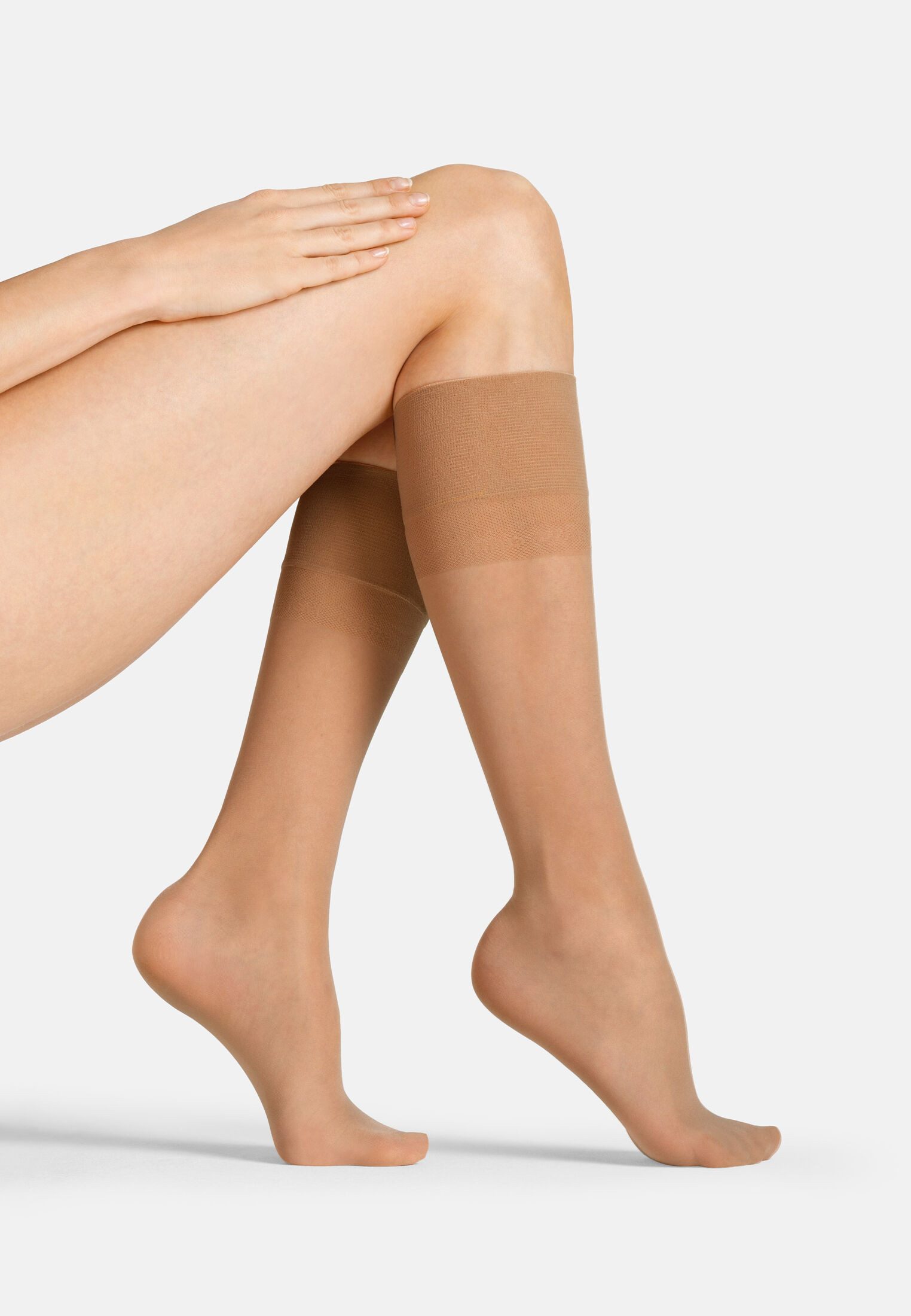 Camano Kniestrümpfe 4er Pack 4er Pack 20 DEN Feinkniestrümpfe in mattem Look, druckfreies Bündchen