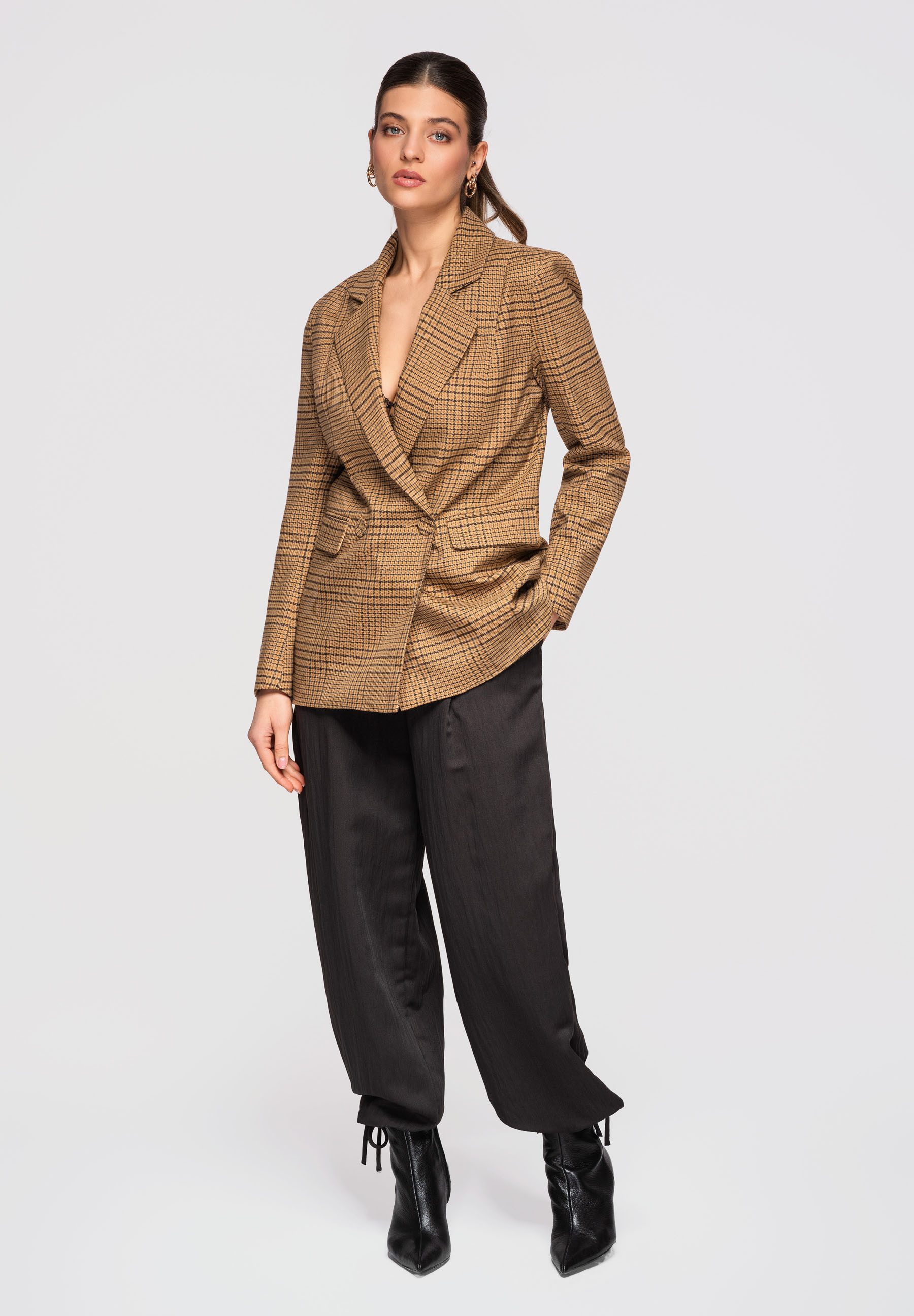 OMBRE Longblazer Damenblazer mit leicht tailliertem Schnitt – Bild 4 von 5