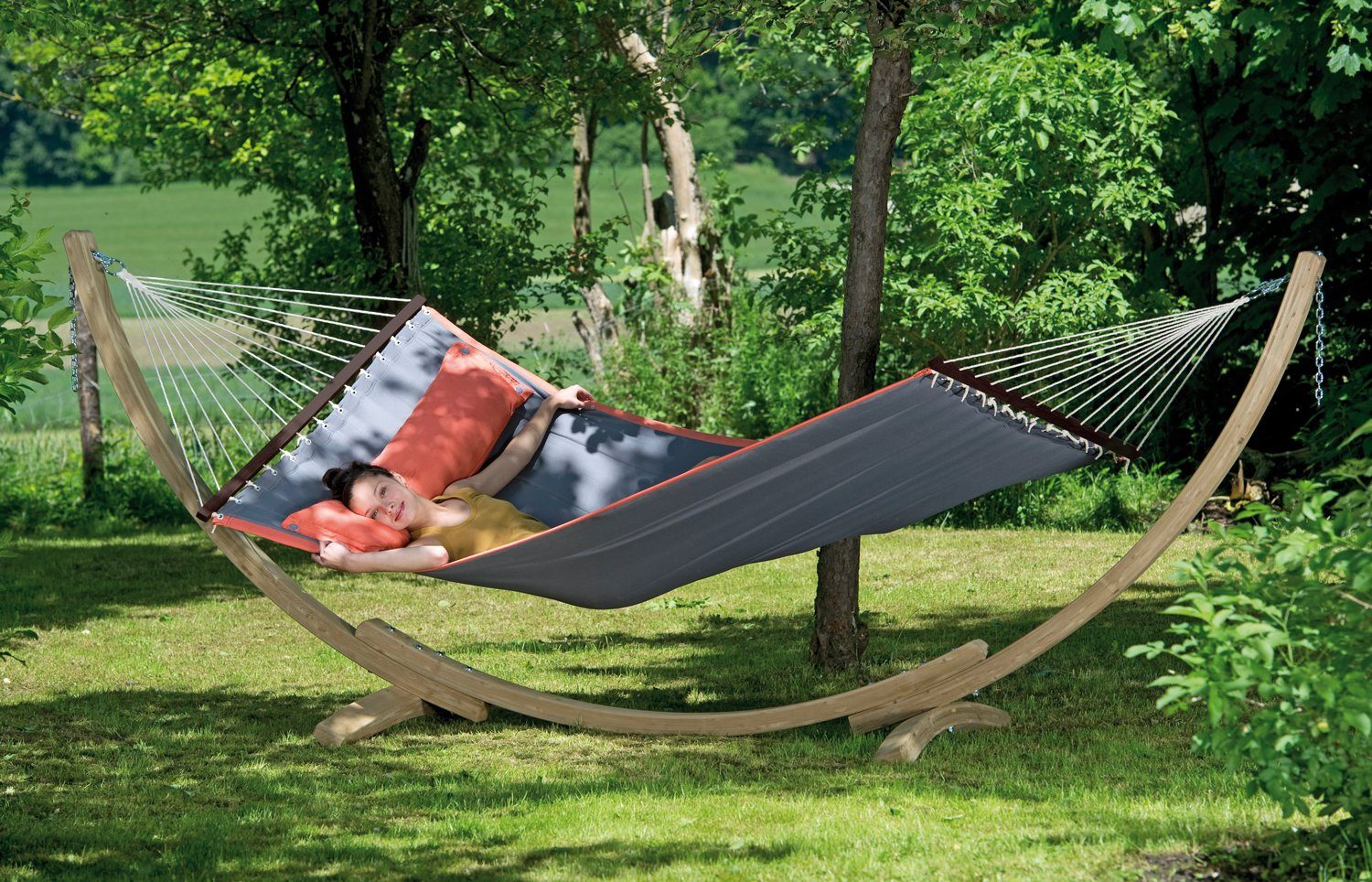 Amazonas Hängematte XXL American Dream Grey mit Holzgestell Apollo (Set), Hängematte inkl. Polsterung, FSC-zertifiziertes Fichtenholz