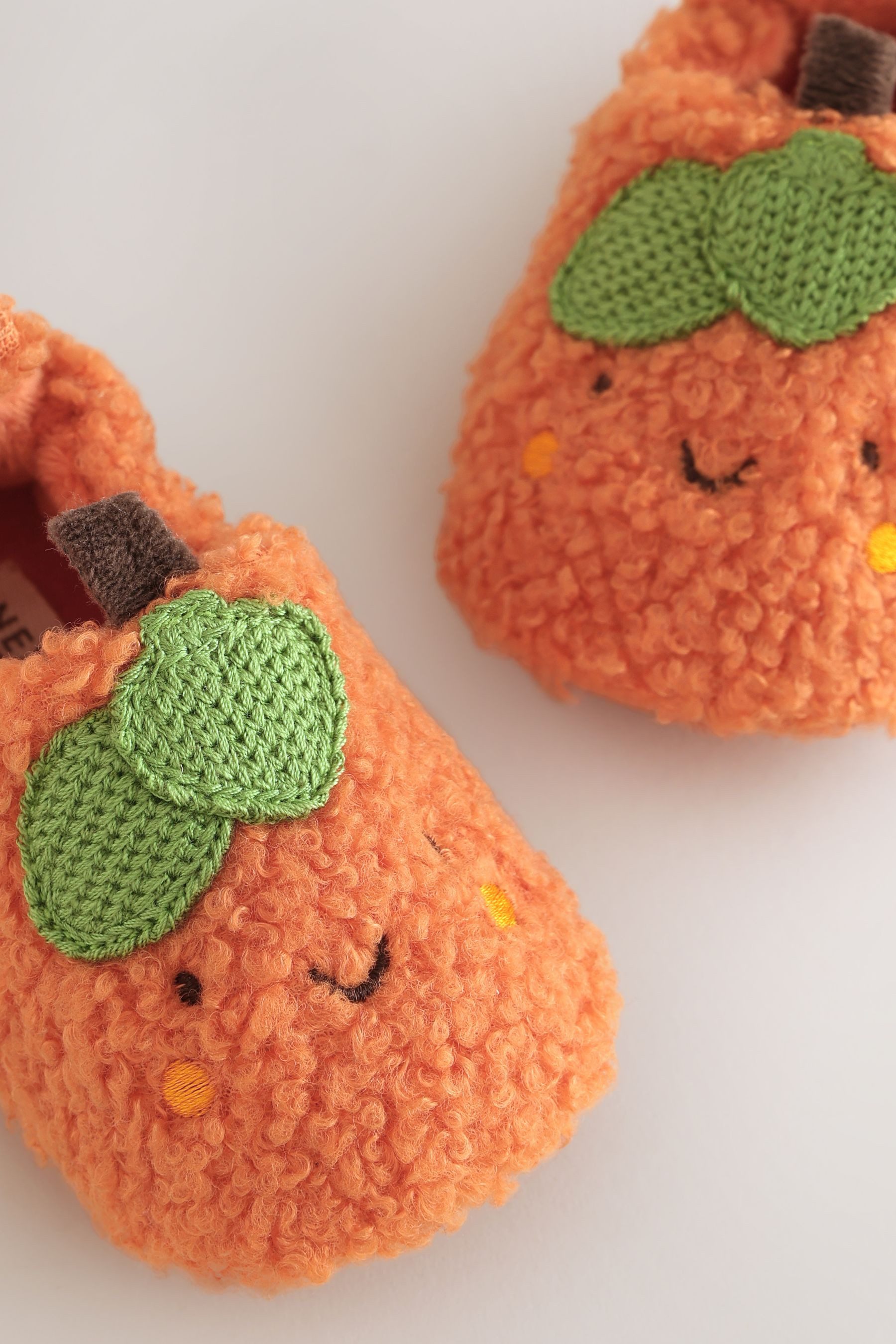 Next Babyslipper mit Figurenmotiv Babystiefel (1-tlg)