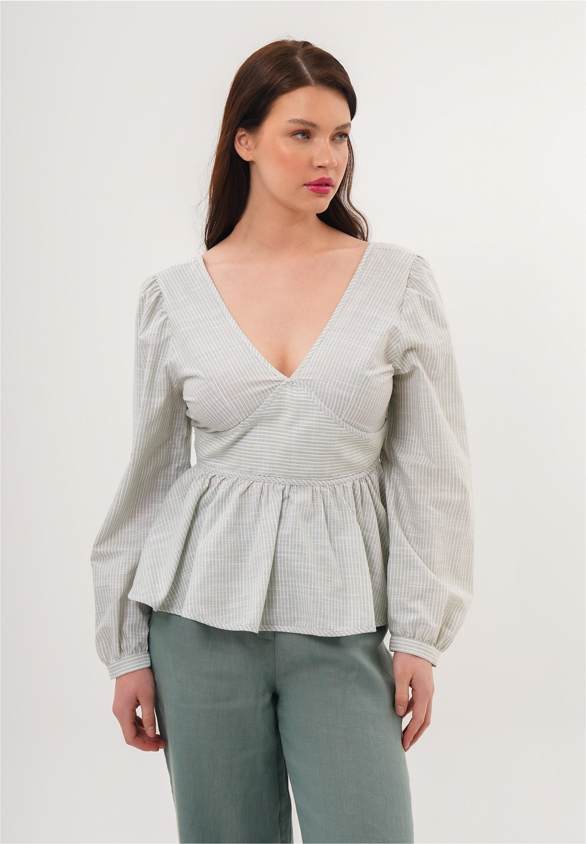 freshlions Klassische Bluse Brielle (1-tlg) mit gestreiftem Design