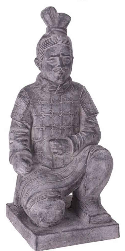 made2trade Gartenfigur Chinesische Terrakotta Statue, kniend, 52cm