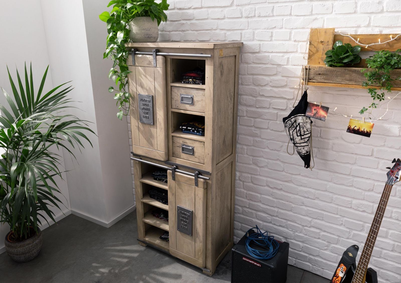 Massivmoebel24 Dreh-/Schwebetürenschrank #317 (Schrank Mango 80x45x175 günstig online kaufen