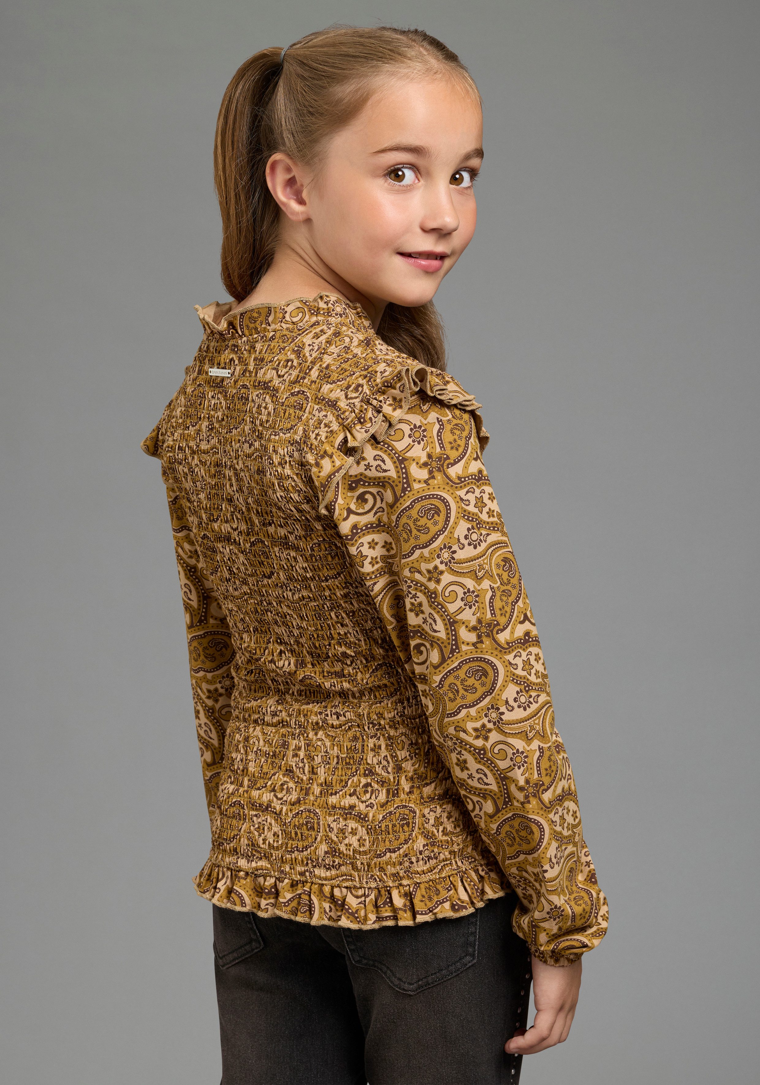 Bruno Banani Langarmshirt Viskose-Shirt im Allover-Design extraeng geschnitten, mit Puffärmeln, mit gekräuseltem Ausschnitt. € 26,99, (€ 26,99 pro 1 Stk).
