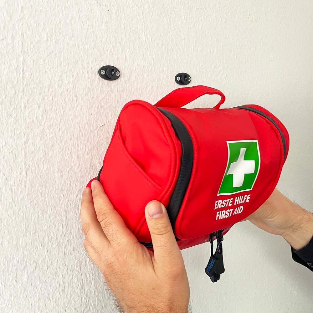 Ultramedic Erste-Hilfe-Koffer Erste-Hilfe-Tasche ultraPouch Basic, DIN 13157:2021 konforme Verbandstofffüllung