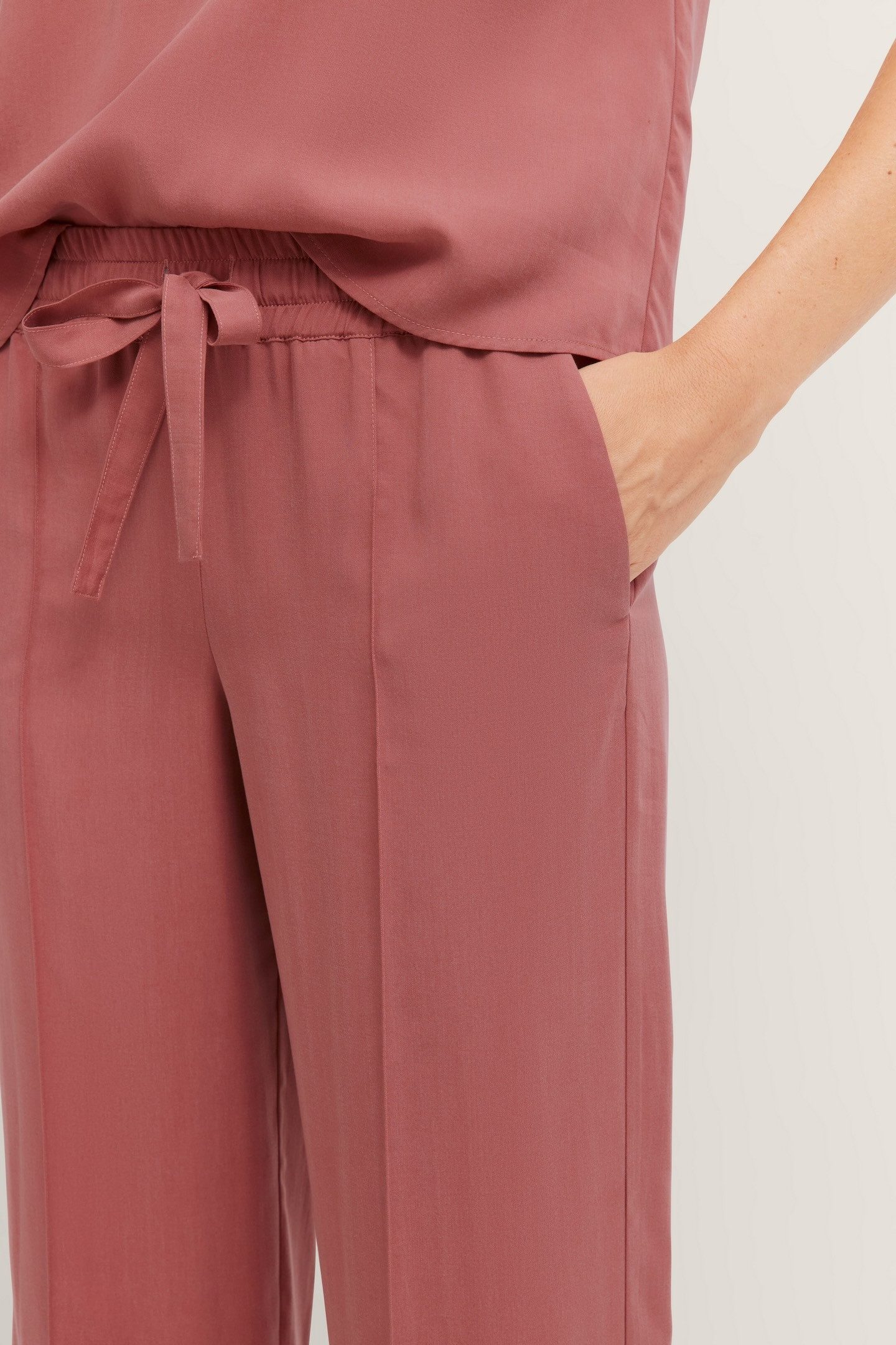 bugatti Stoffhose mit Bügelfalte