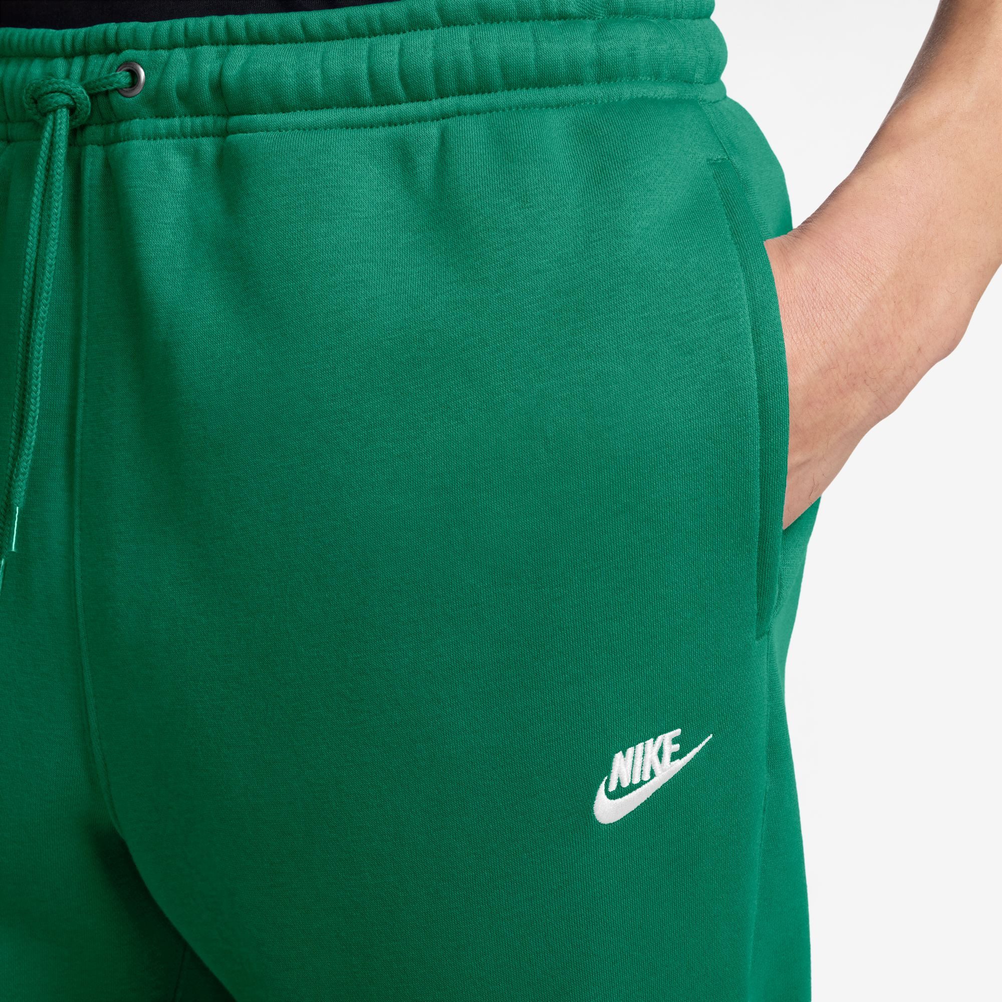 Nike Sportswear Sporthose M NK CLUB BB CUFF PANT mit angerautem Fleece innen, mit seitlichen Taschen
