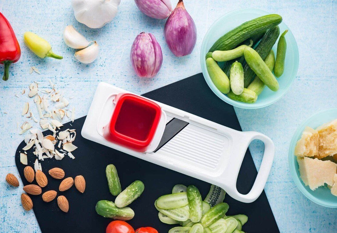 TUPPERWARE Universalhobel Tupperware Mini Speedy-Mando Gemüsehobel