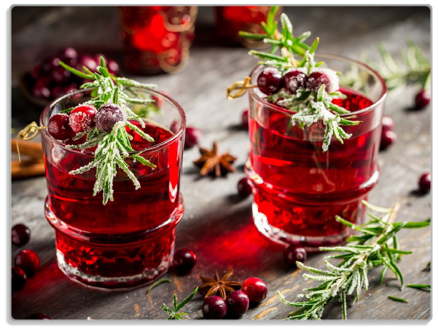 Wallario Schneidebrett Winterlicher Cranberry-Punsch mit Rosmarin, ESG-Sicherheitsglas, (inkl. rutschfester Gummifüße 4mm, 1-St), 30x40cm