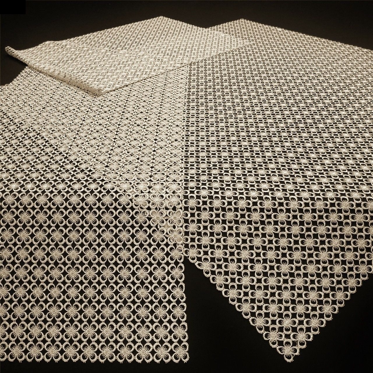 Brilliant Tischdecke Spitzeneinsatz / Versch. Größen / TW-881845 Beige, Spi günstig online kaufen