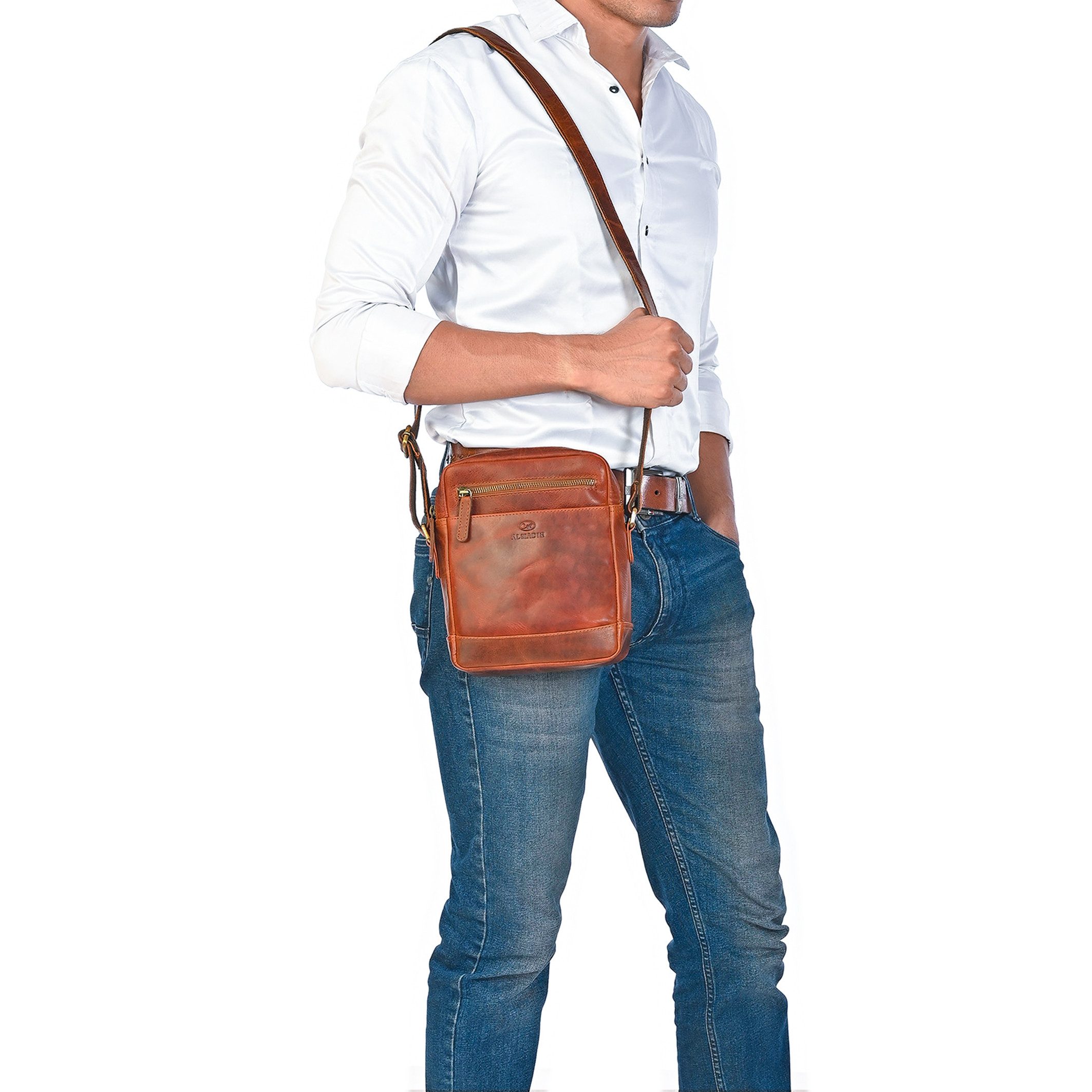 ALMADIH Umhängetasche Leder Herren NOAH braun - Kompakte Ledertasche für Reisen & Alltag – Bild 5 von 5