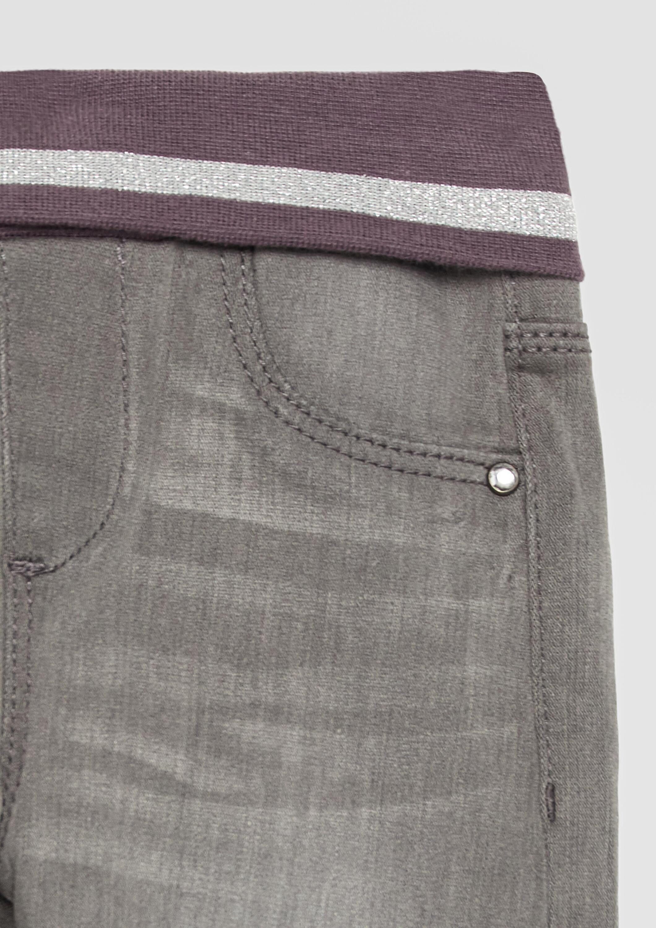 s.Oliver Regular-fit-Jeans Jeans-Hose Wärmende Jeans mit Glitzer-Umschlagbund