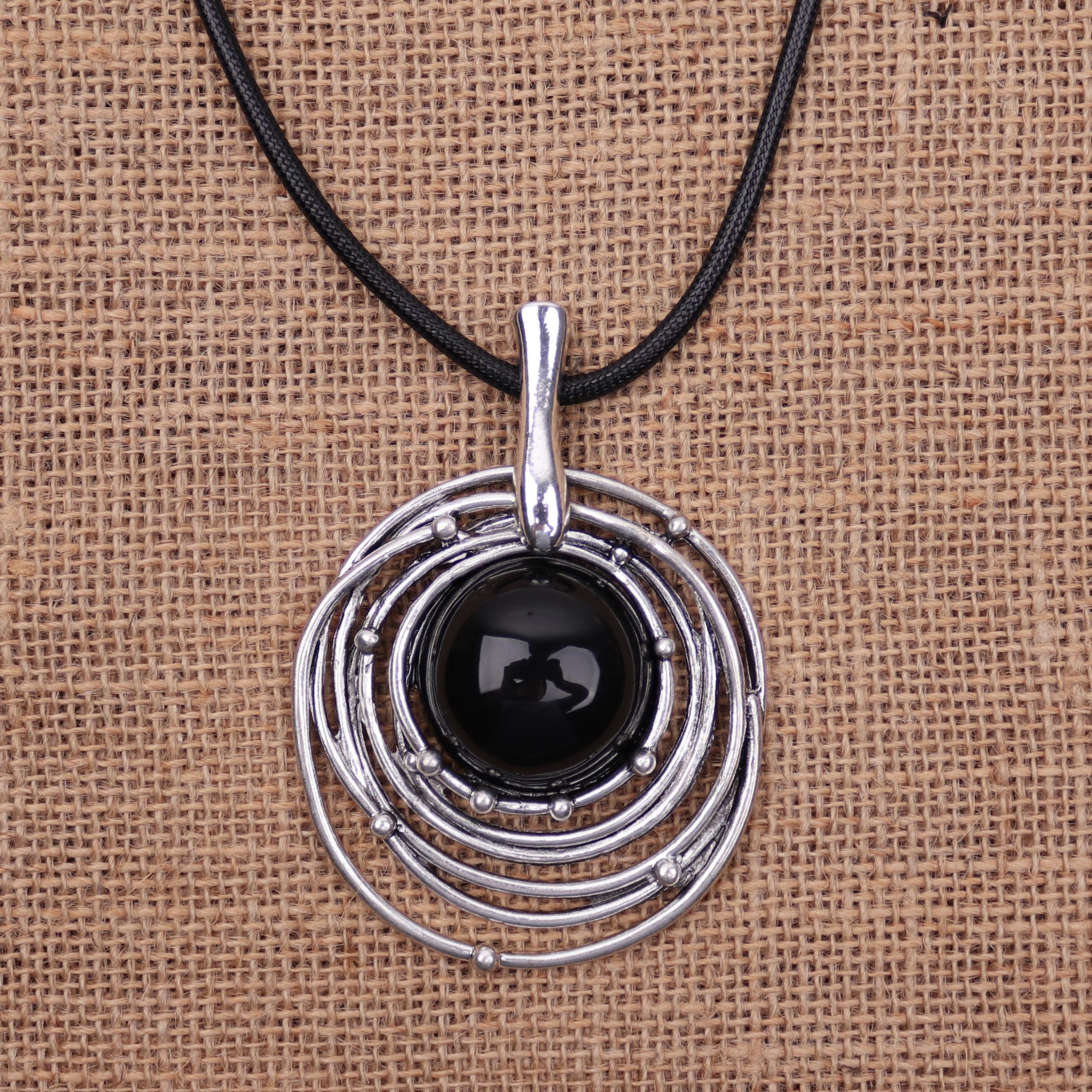 MIRROSI Lange Kette Damen Halskette mit elegantem Anhänger aus Metall ca.90 günstig online kaufen