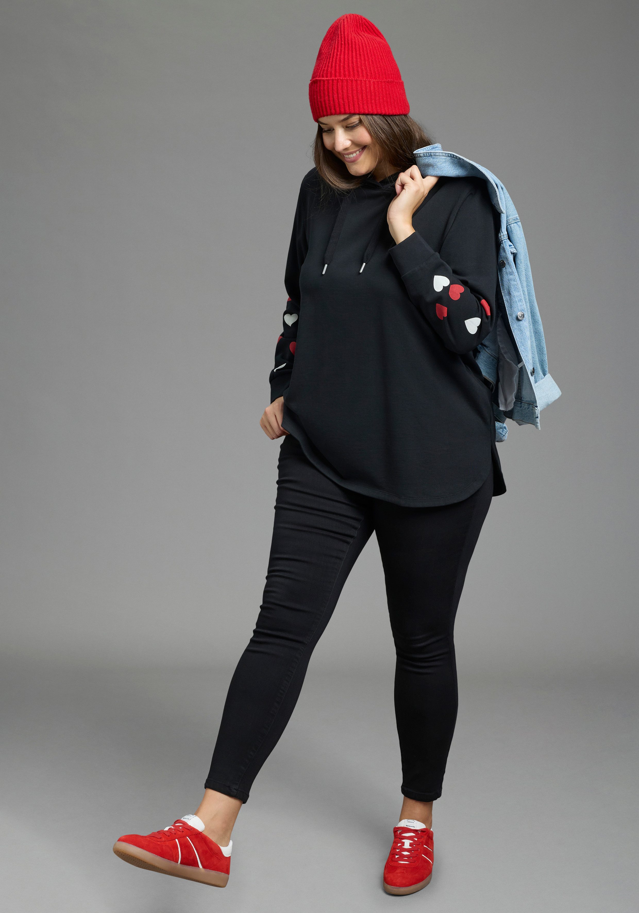 Zum Outfit 12