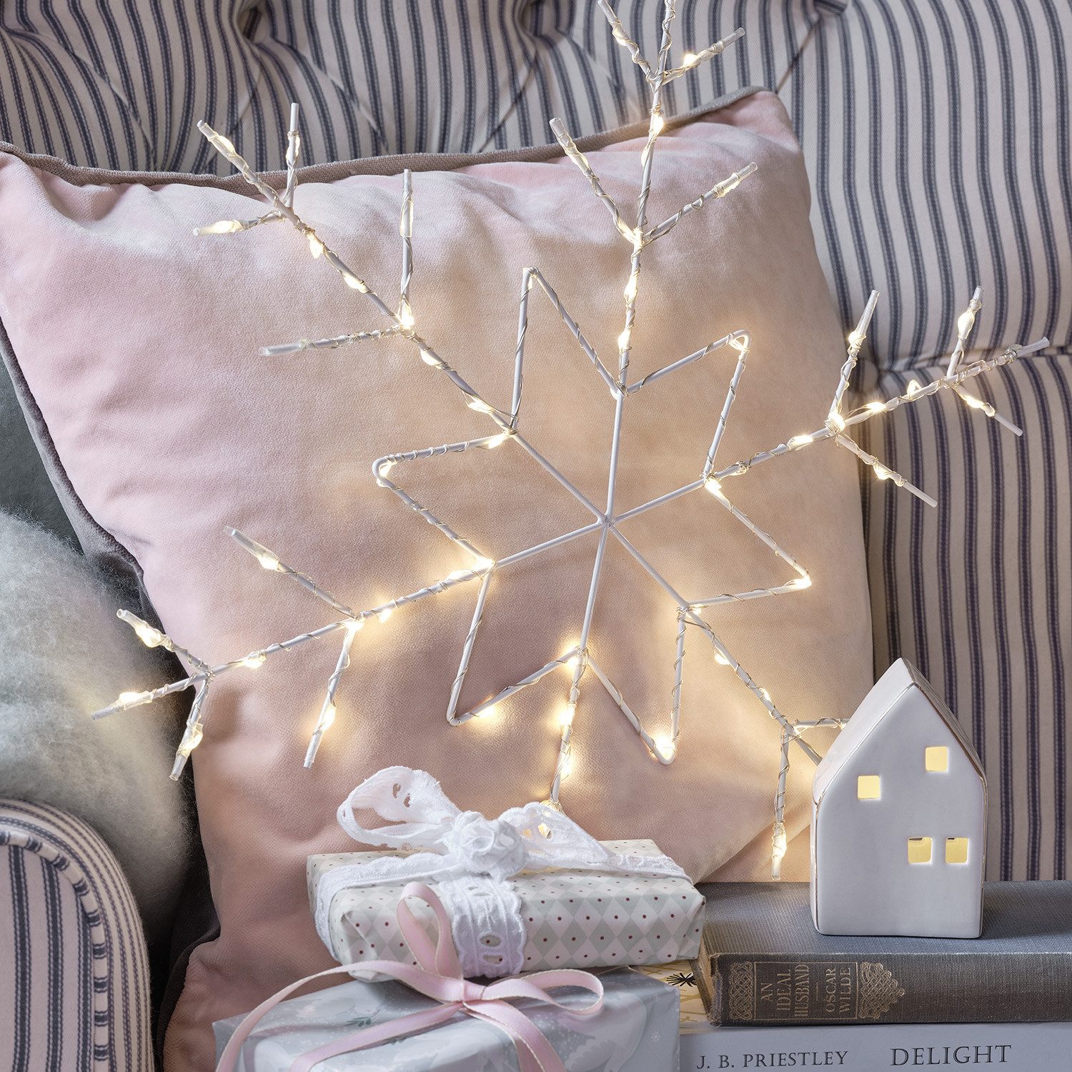 Lights4fun LED-Dekofigur Osby LED Schneeflocke Fensterdeko Weihnachten günstig online kaufen