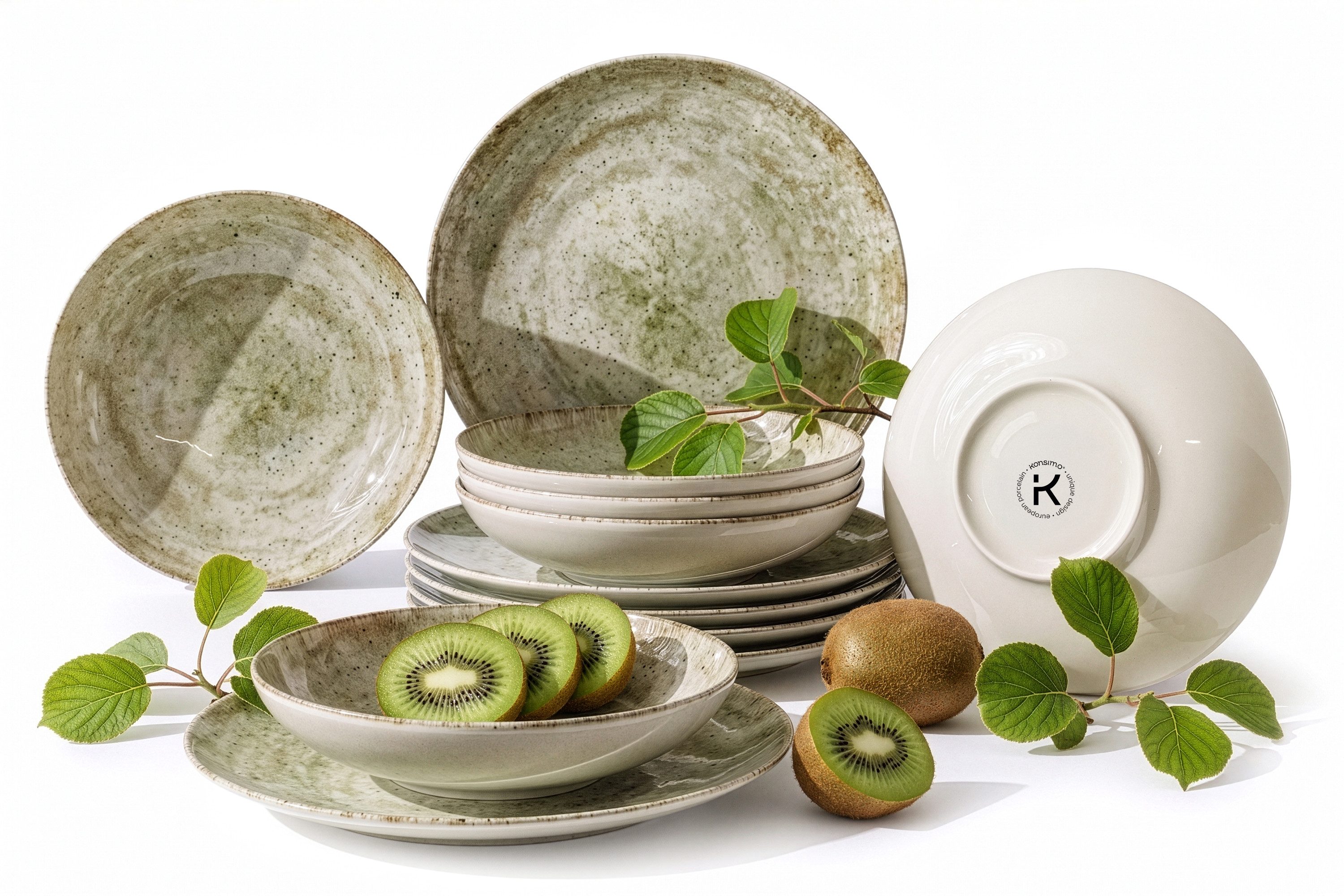 KONSIMO® Tafelservice ERATO Geschirr-Set, hergestellt in der EU, (12-tlg), 6 Personen, Porzellan, spülmaschinengeeignet, mikrowellengeeignet, Rundform, Hartporzellan