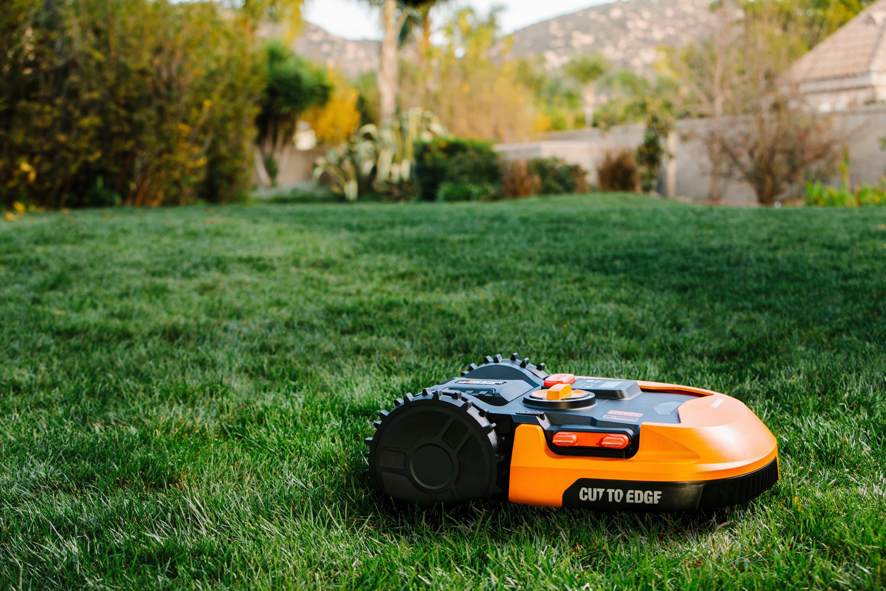 Worx Rasenmähroboter "Landroid M700 Plus", (Set), 700m², 20V/4Ah, 18cm/30-6 günstig online kaufen