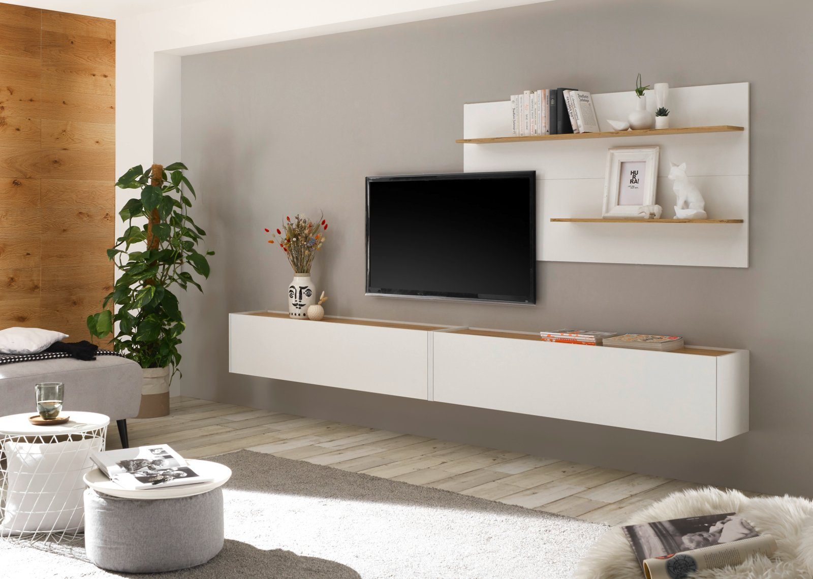 Furn.Design Wohnwand Center, (Wohnzimmer Set mit 300 Wotan weiß cm), TV hängend, anpassbar in Breite Gerät Eiche, an Höhe