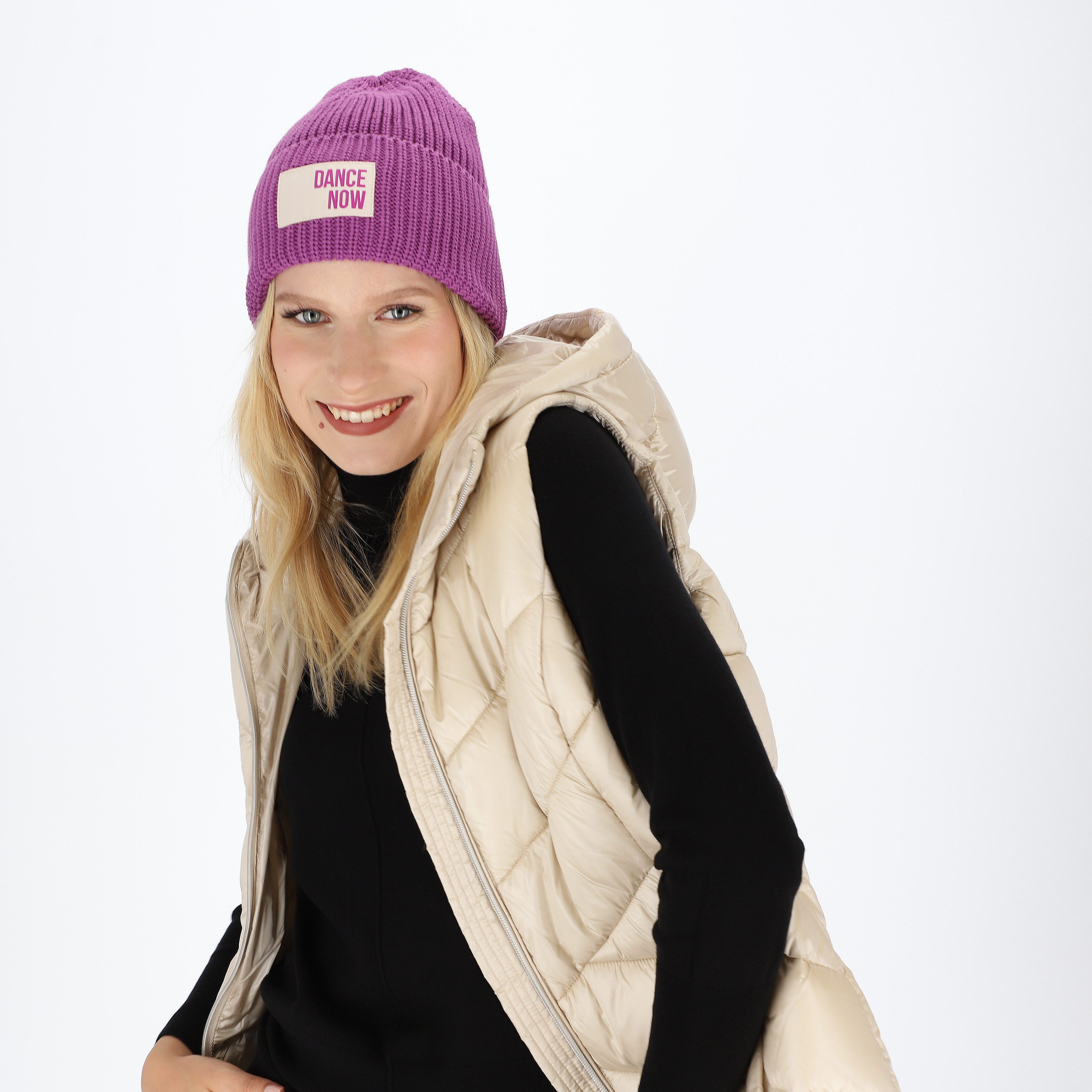 halsüberkopf Accessoires Strickmütze Achtsamkeit mit Statement-Badge günstig online kaufen