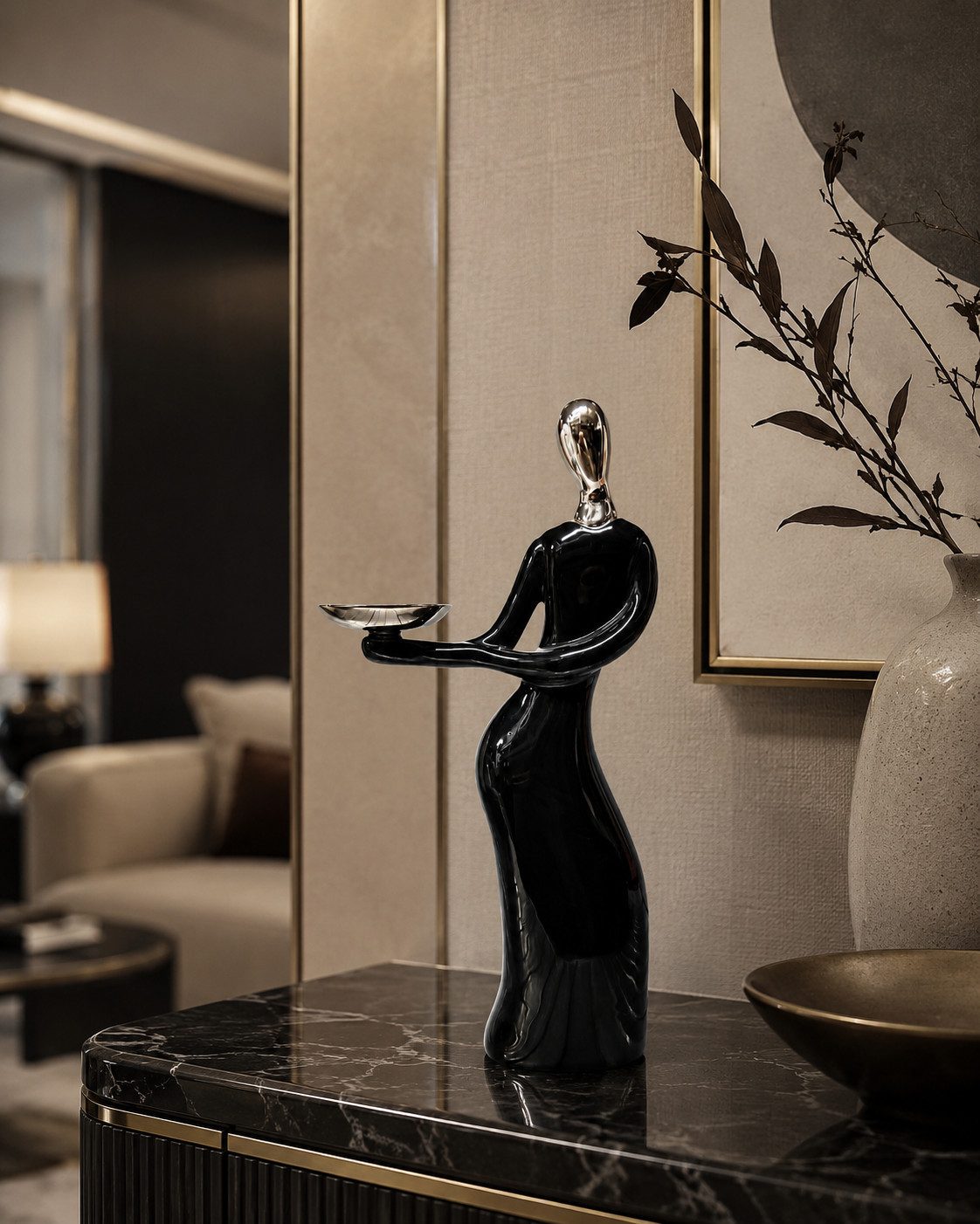 Xlmoebel Dekofigur Moderne Figur mit Tablett Schwarz Silber Elegant Sofort (Einzelartikel, 1-teilig), Hergestellt in Europa