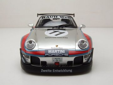 Solido Modellauto Porsche RWB RAUH-Welt #11 Body Kit Martini 2020 grau Modellauto 1:18, Maßstab 1:18