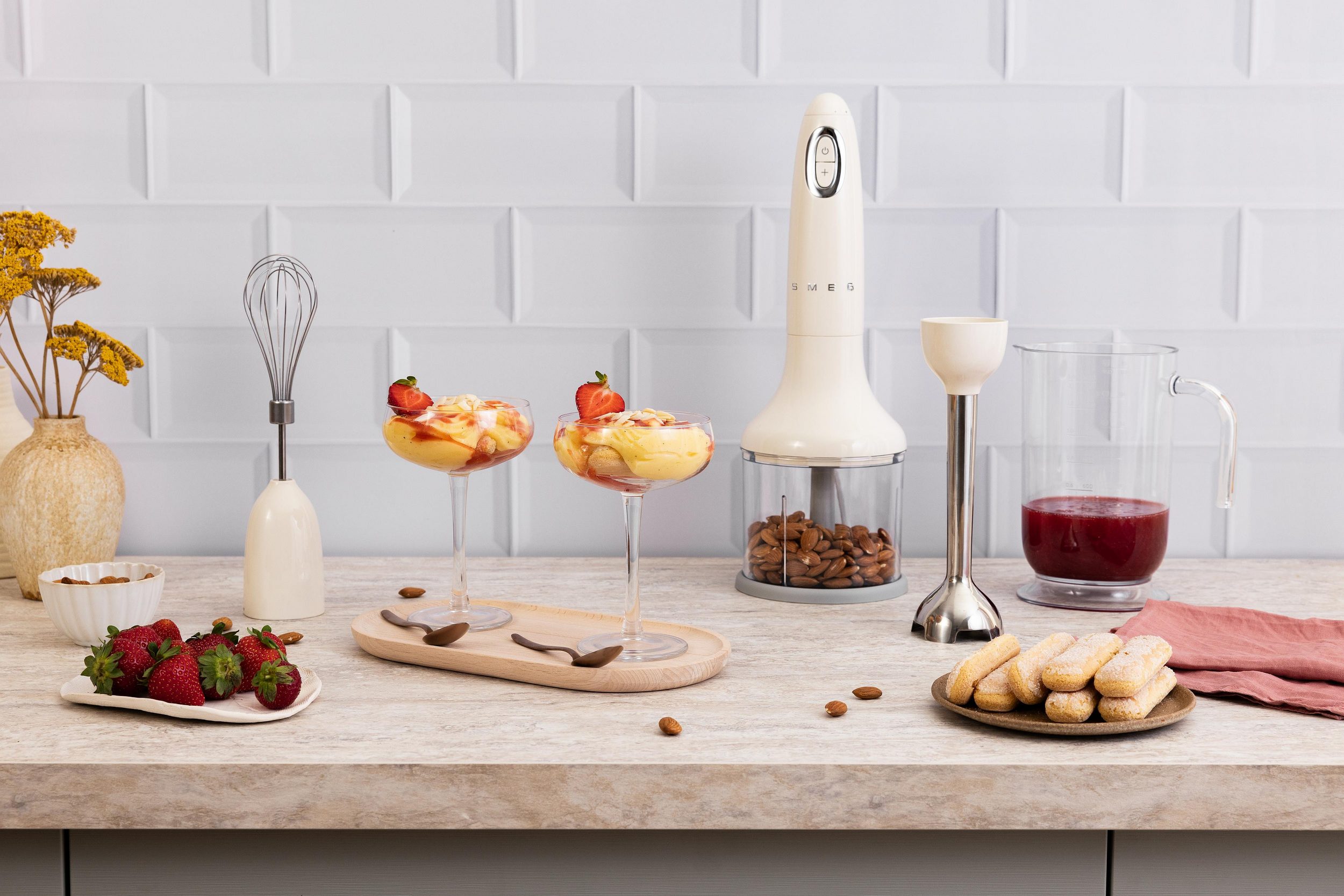 Smeg Stabmixer SMEG Stabmixer Pürierstab Zerkleinerer Mixstab Food-Prozessor creme