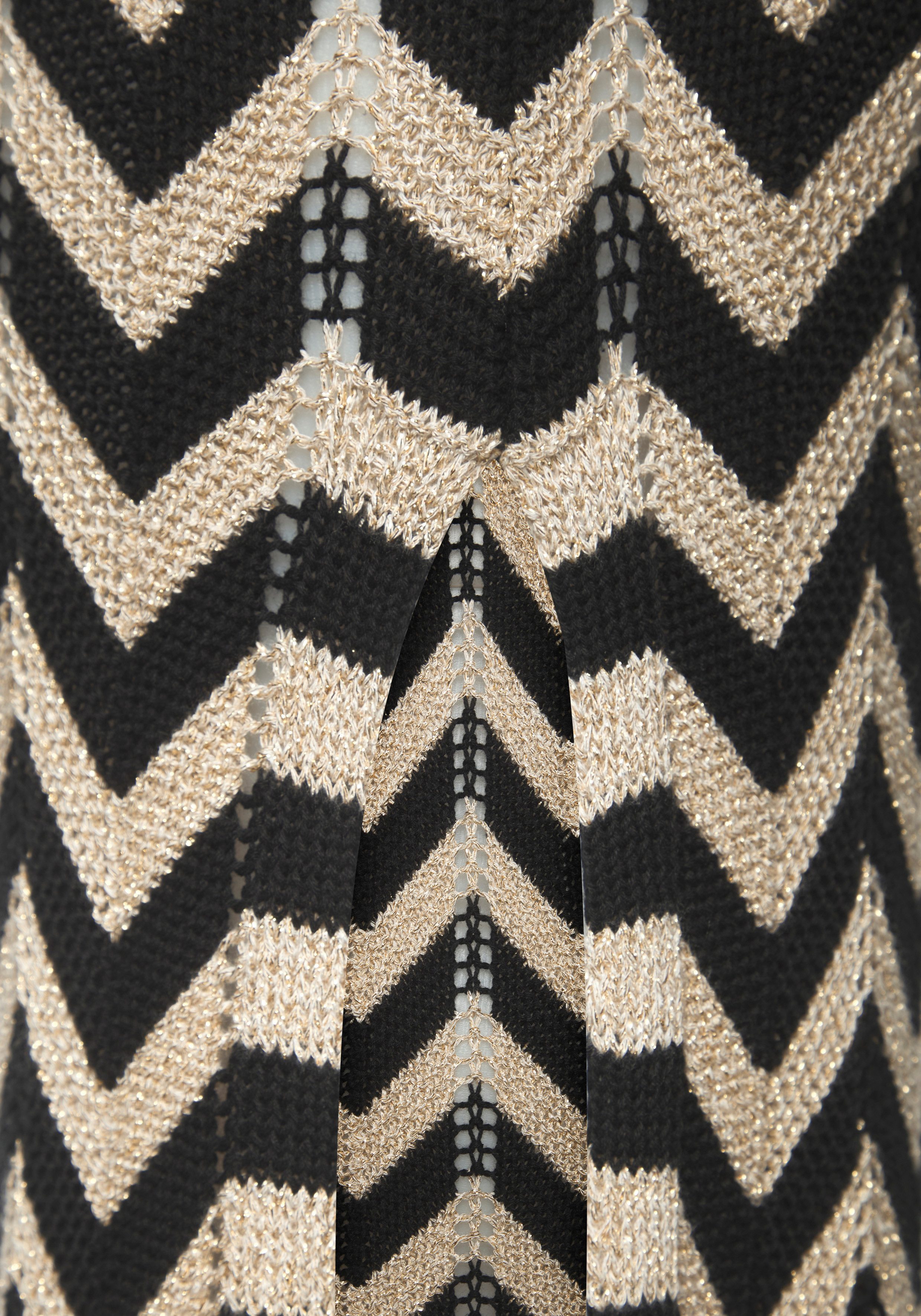Buffalo Strickkleid mit Zick-Zack-Muster und schimmerndem Lurexgarn, transparenter Strick Figurbetontes Midikleid, Strandkleid, Trägerkleid aus Strick, Festival – Bild 5 von 5