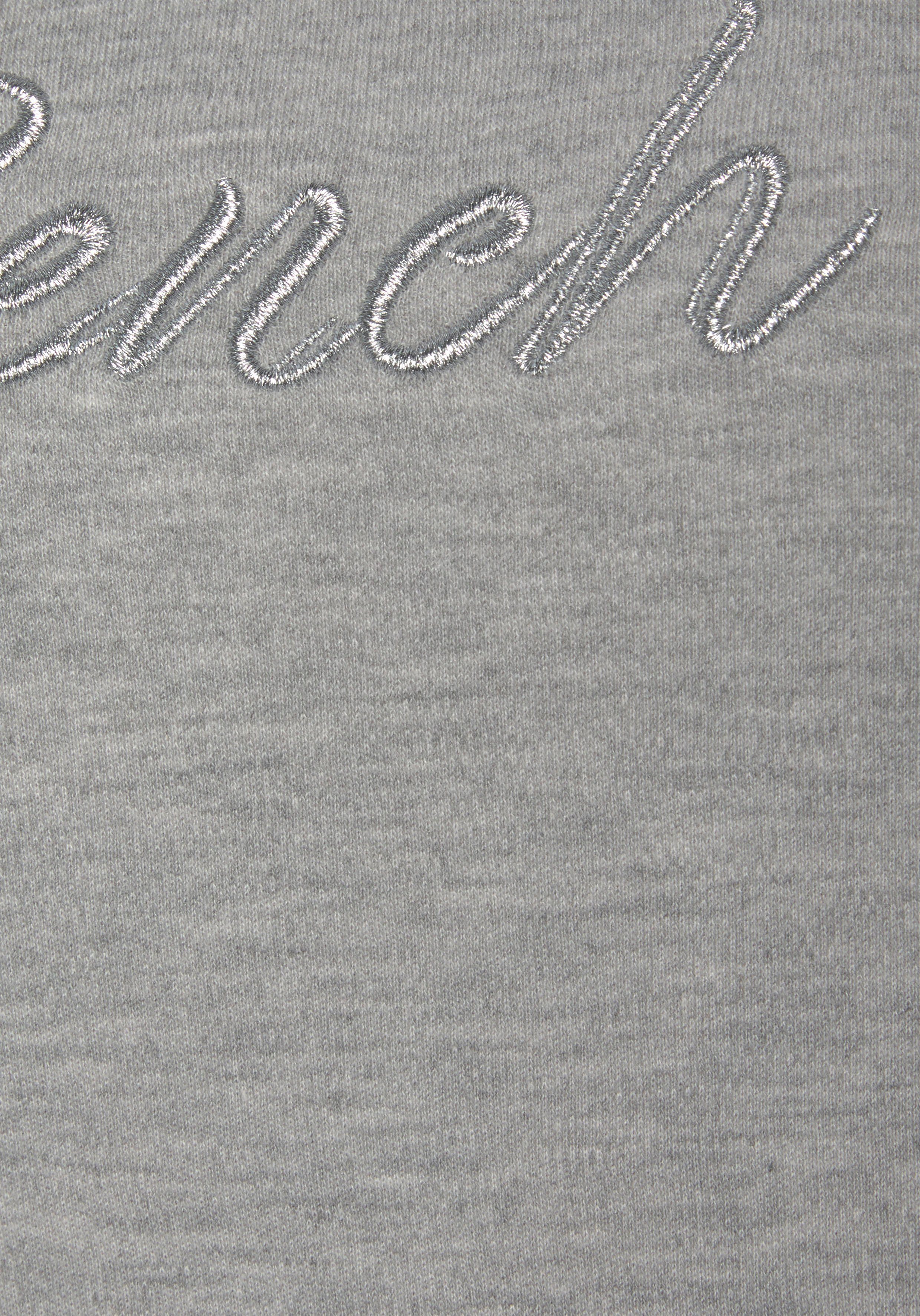 Bench. Loungewear Kapuzensweatshirt mit glänzender Logostickerei, Loungeanzug, Hoodie