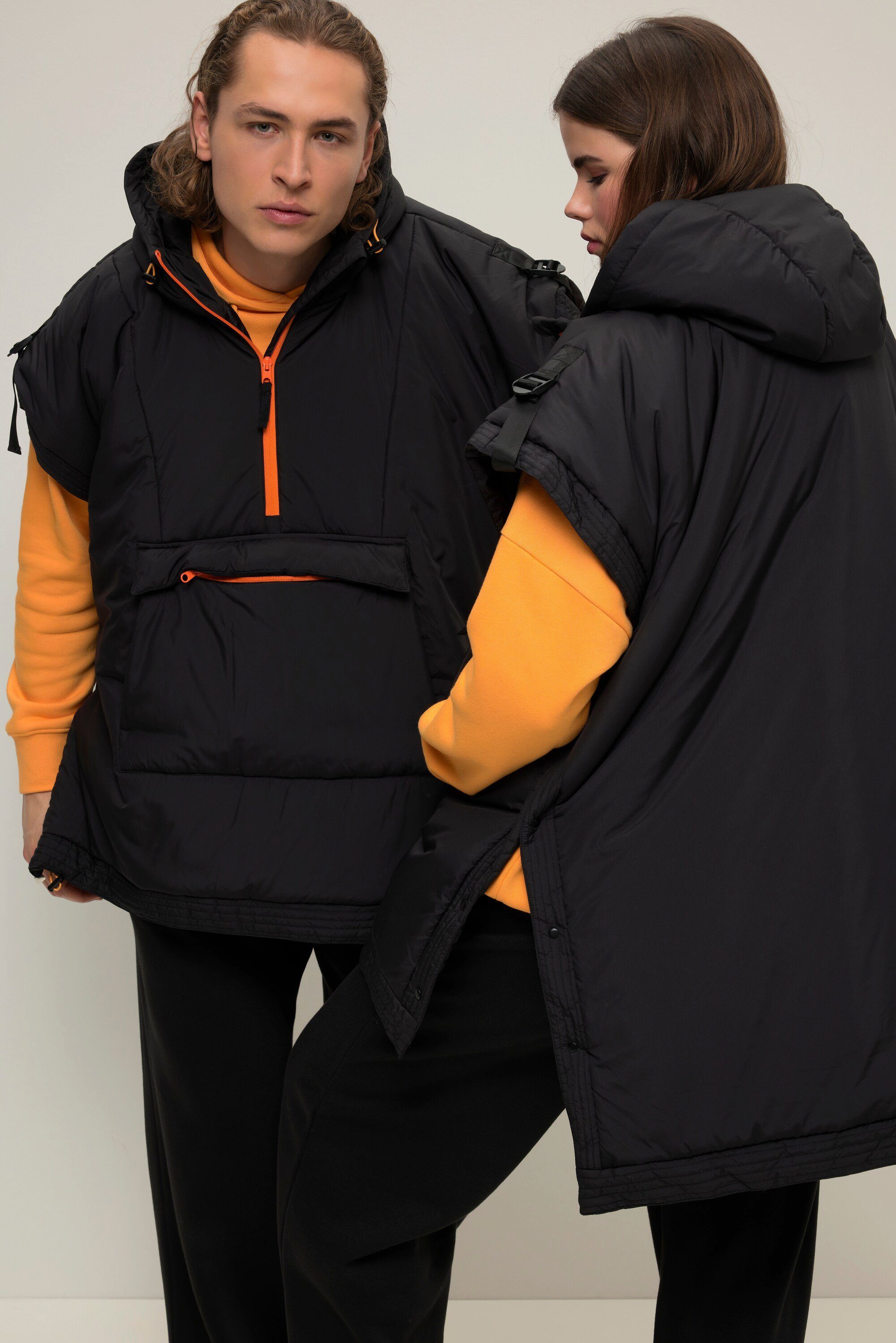 Studio Untold Steppweste Poncho-Weste Kapuze Color-Zipper Kängurutasche