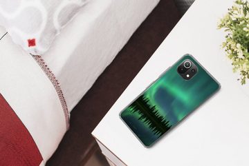 MuchoWow Handyhülle Nordlicht - Bäume - Wasser - Alaska, Phone Case, Handyhülle Xiaomi Mi 11 Lite, Silikon, Schutzhülle