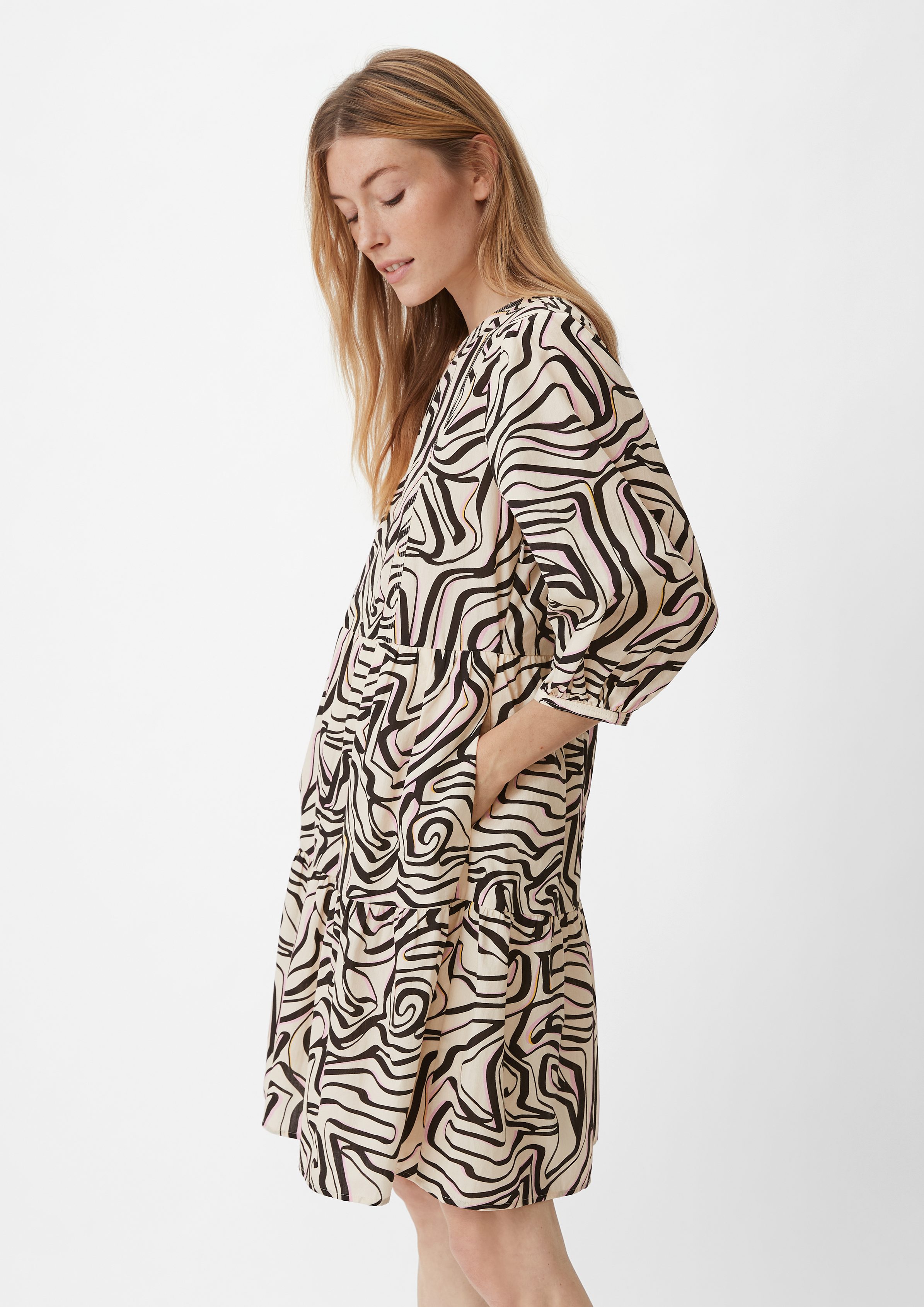 Maxikleid Stufenkleid mit Taschen