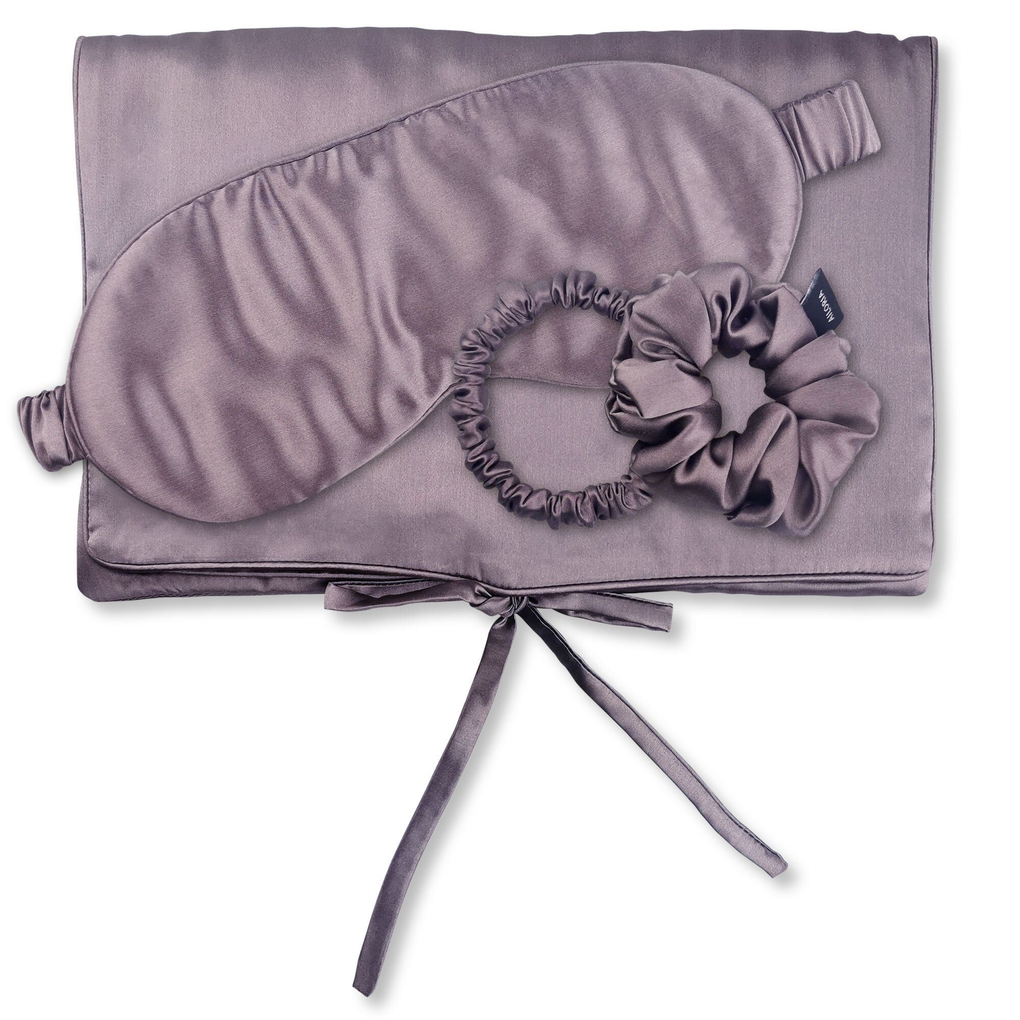 AILORIA Haargummi TRAVEL SET Tasche, Schlafmaske, Scrunchie S &, Luxuriöses Reise-Set