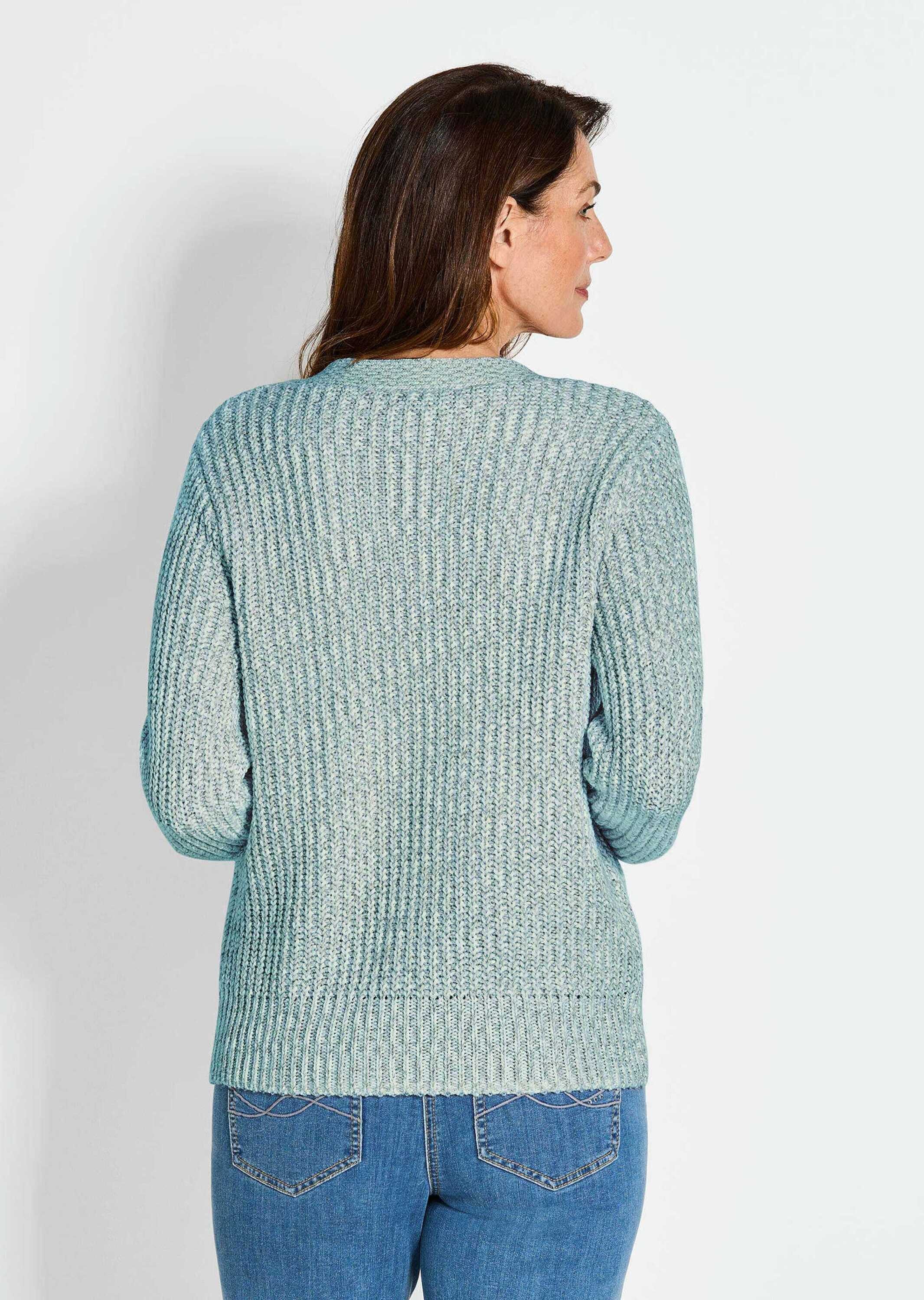 GOLDNER Strickjacke Kurzgröße: Langarm Strickjacke mit V-Ausschnitt Cardigan aus modischem Melangegarn, Knopfleiste, Rippenbündchen