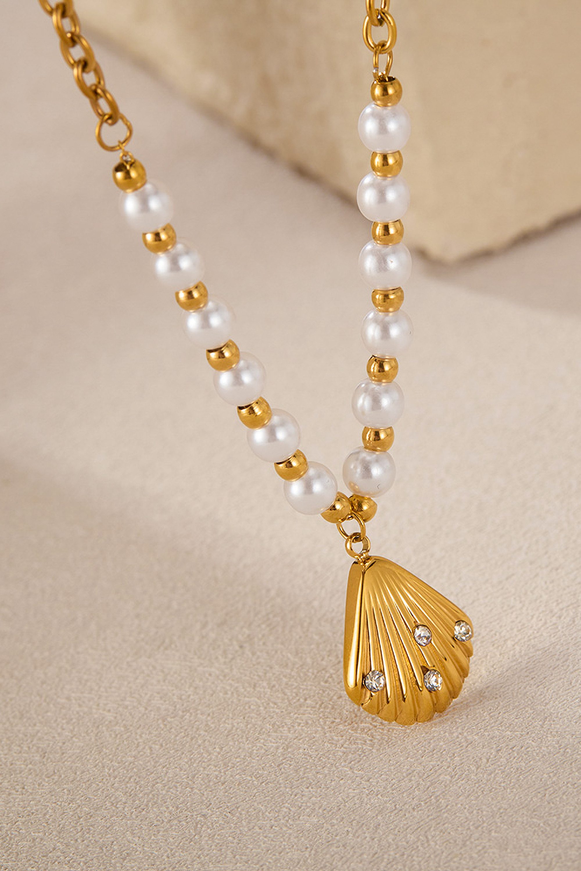 COLLEZIONE ALESSANDRO Kette mit Anhänger Muschel, mit filigranem Muschel-Anhänger, golden