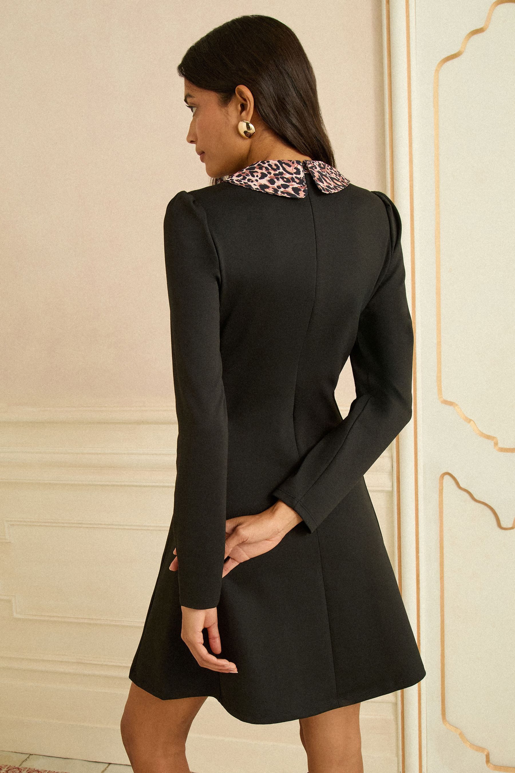 Love & Roses Minikleid Love & Roses Langärmeliges Minikleid mit Schluppe (1-tlg)