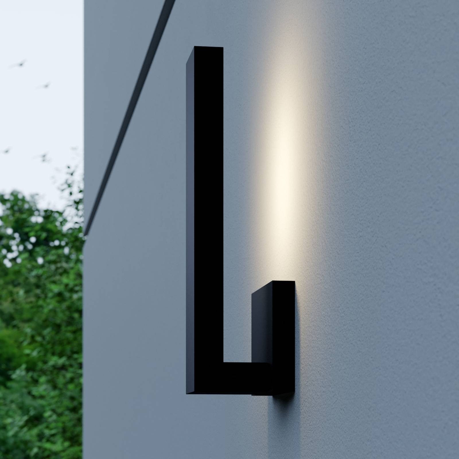 Lindby LED Außen-Wandleuchte Isadore, inkl. warmweiß, Leuchtmittel fest Aluminium, LED-Leuchtmittel Modern, verbaut, Schwarz, Glas